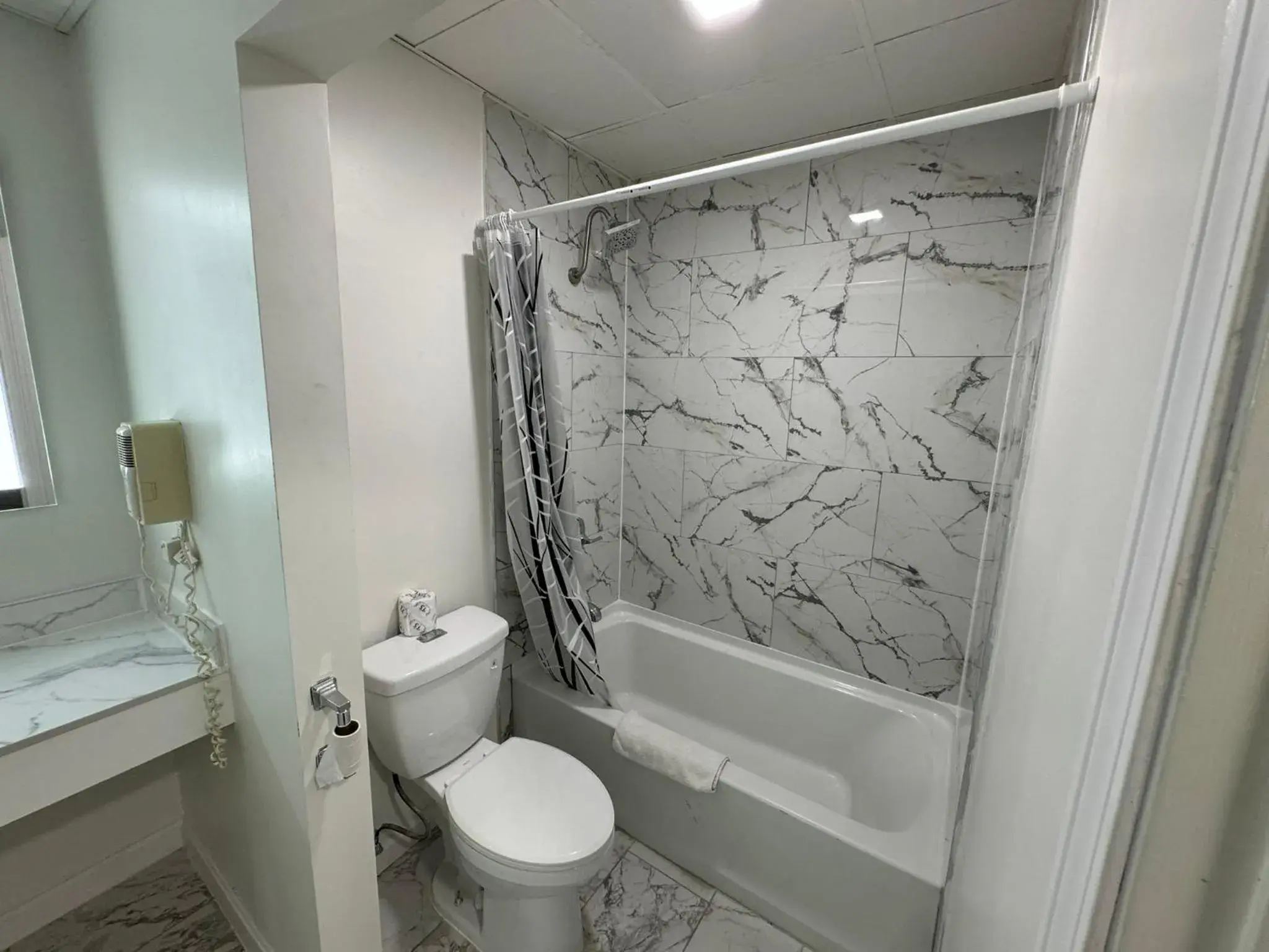 Winnisquam Lake Inn Winnisquam Lake Inn