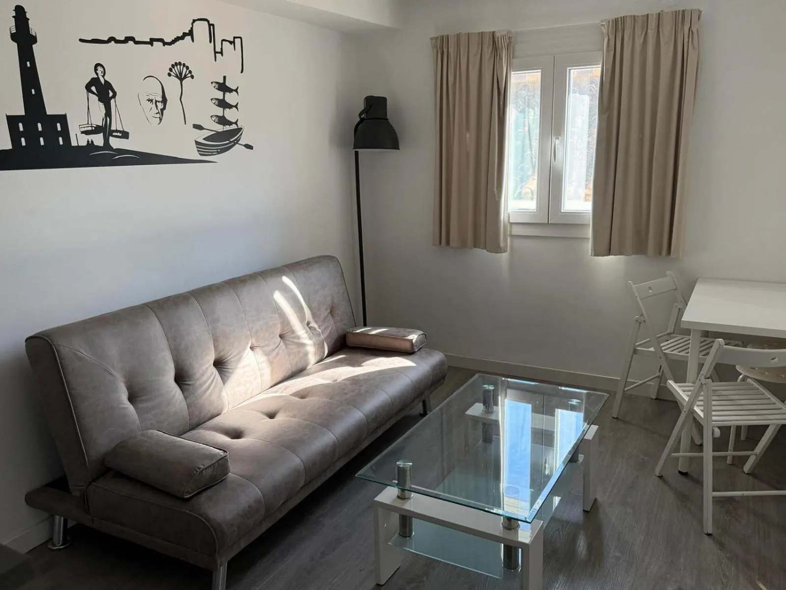 Living room in Marqués de Guadiaro 1 Apartamentos