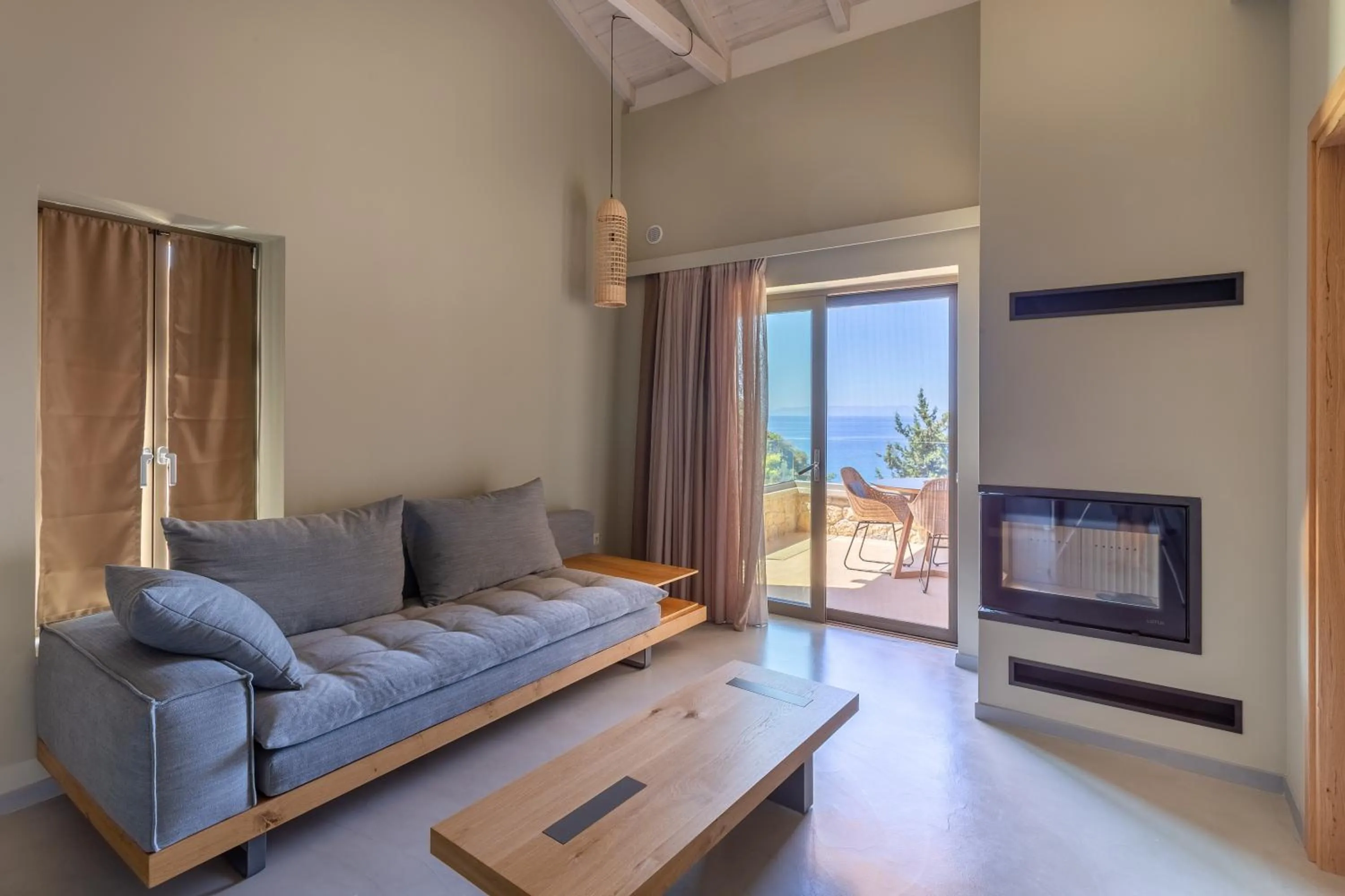 Bed in Diapori Suites Hotel