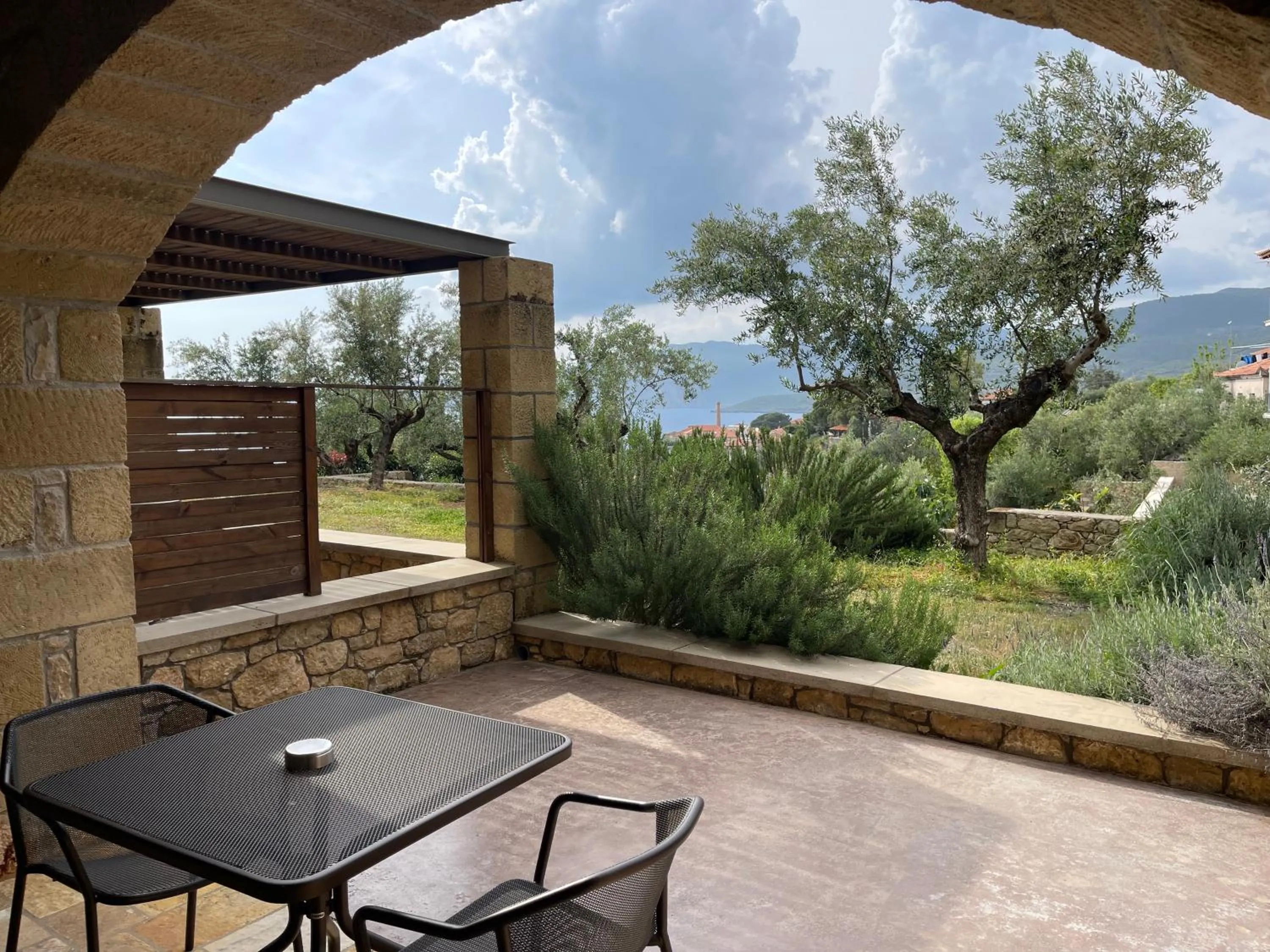 Day in Diapori Suites Hotel