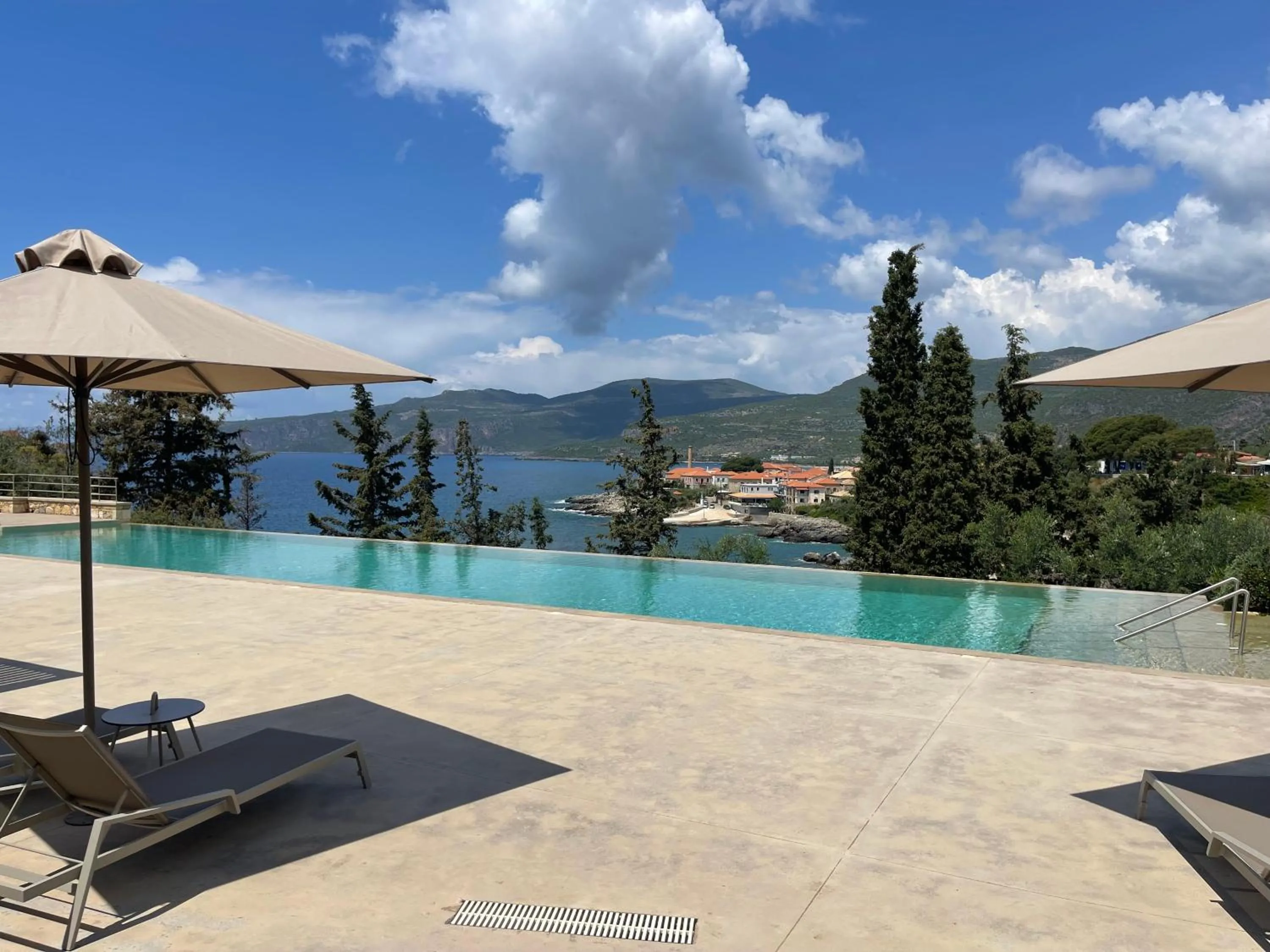 Day in Diapori Suites Hotel