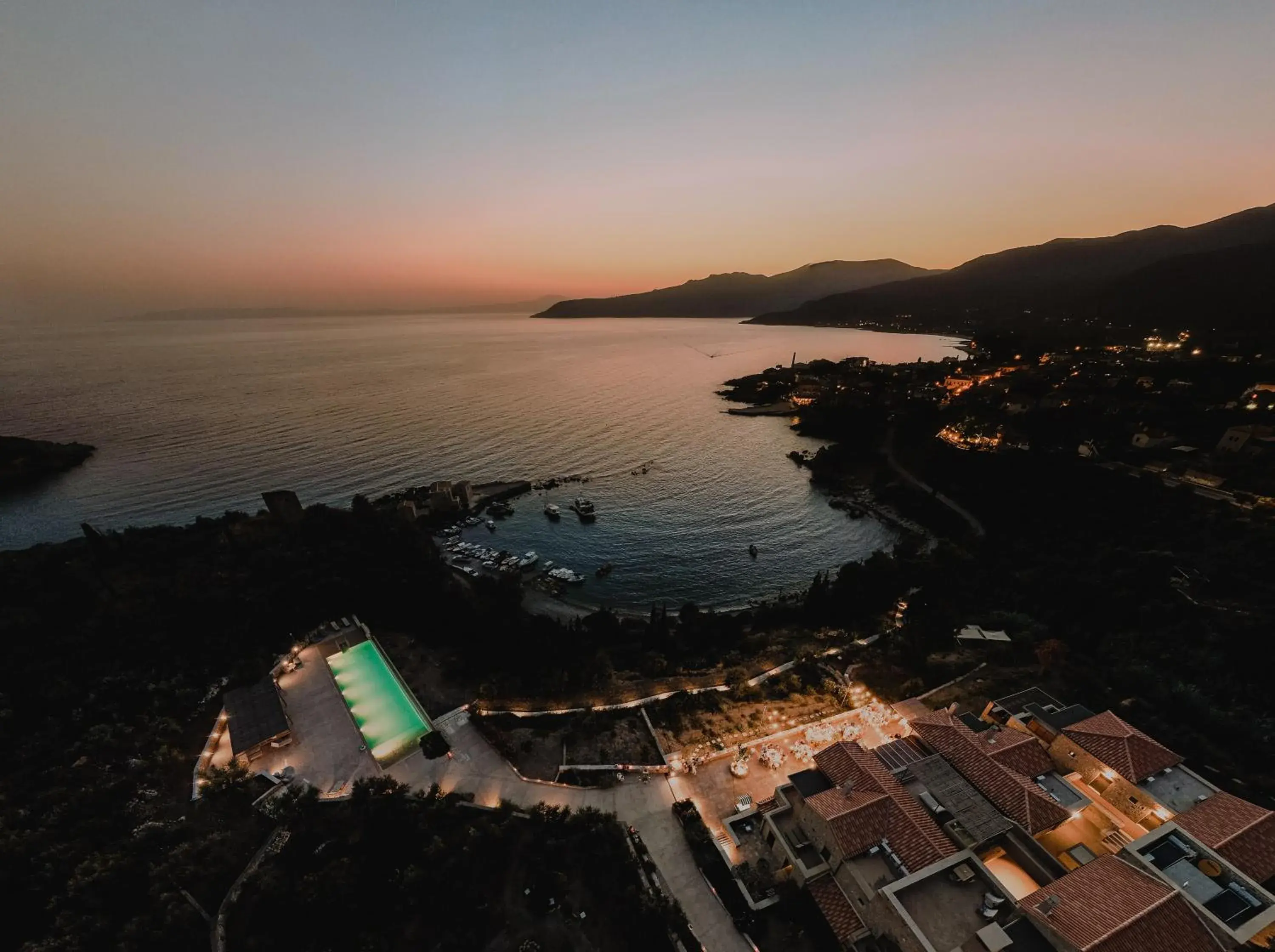 Diapori Suites Hotel Diapori Suites Hotel