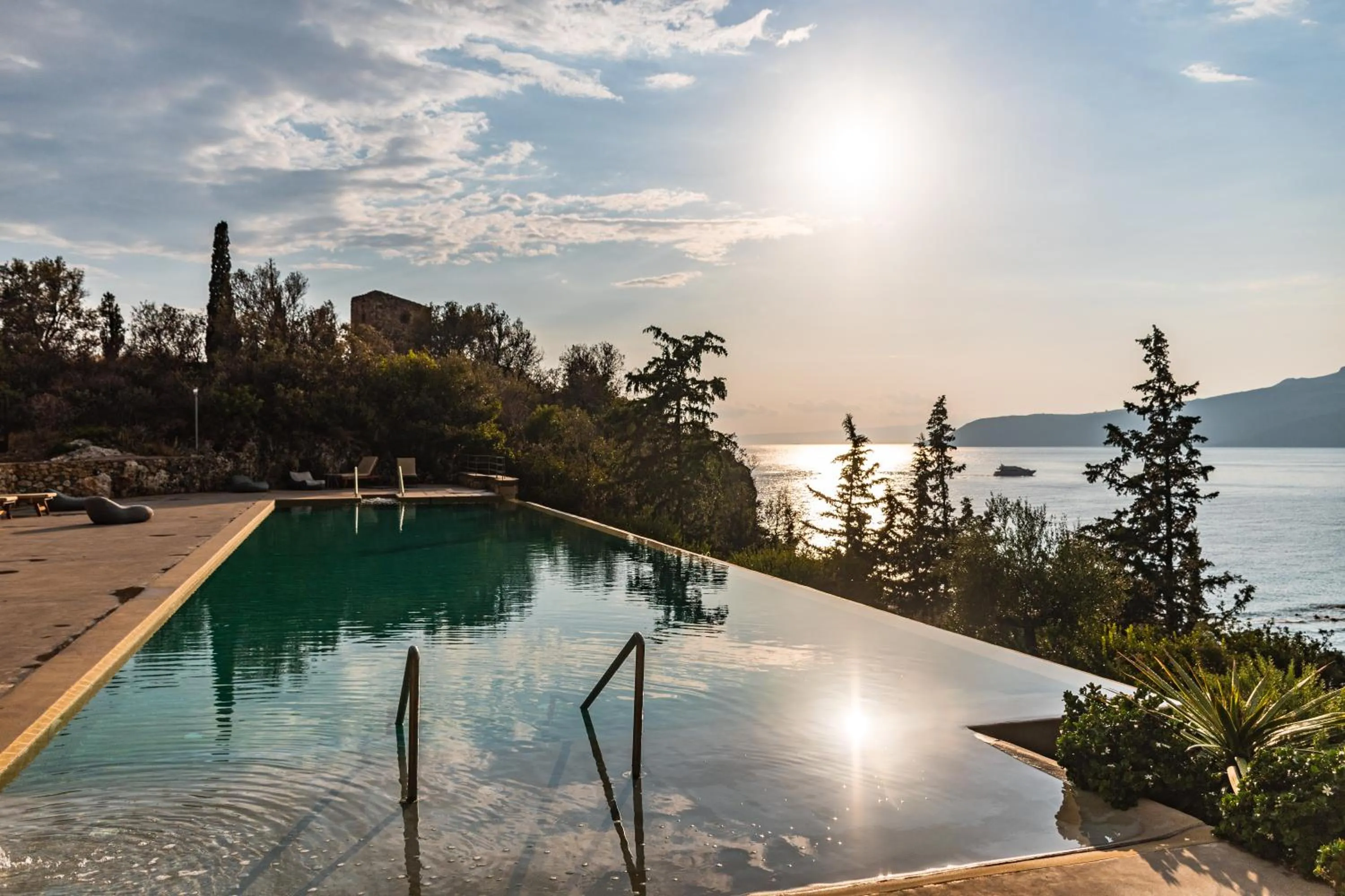 Swimming pool in Diapori Suites Hotel