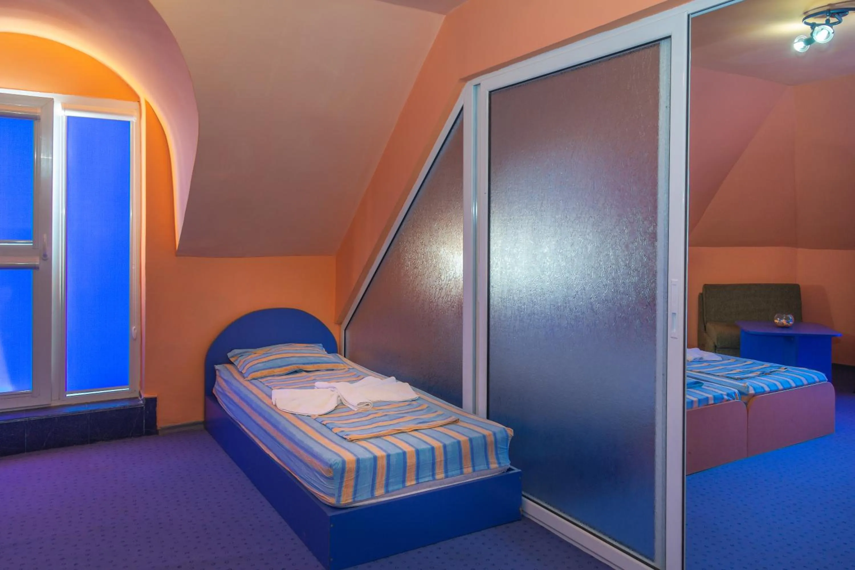 Bed in Dara Hotel