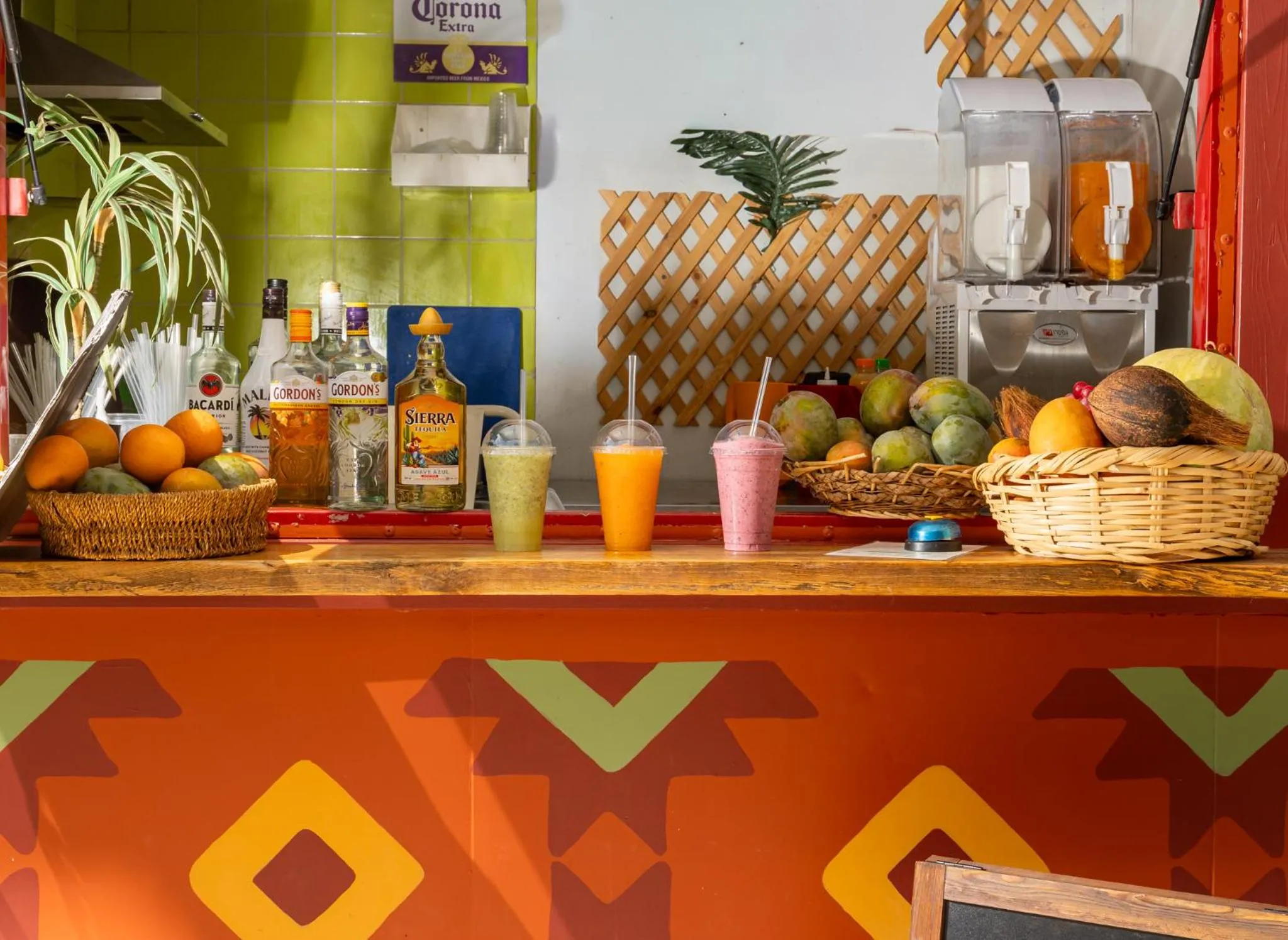 Lounge or bar in Solaya Kineret