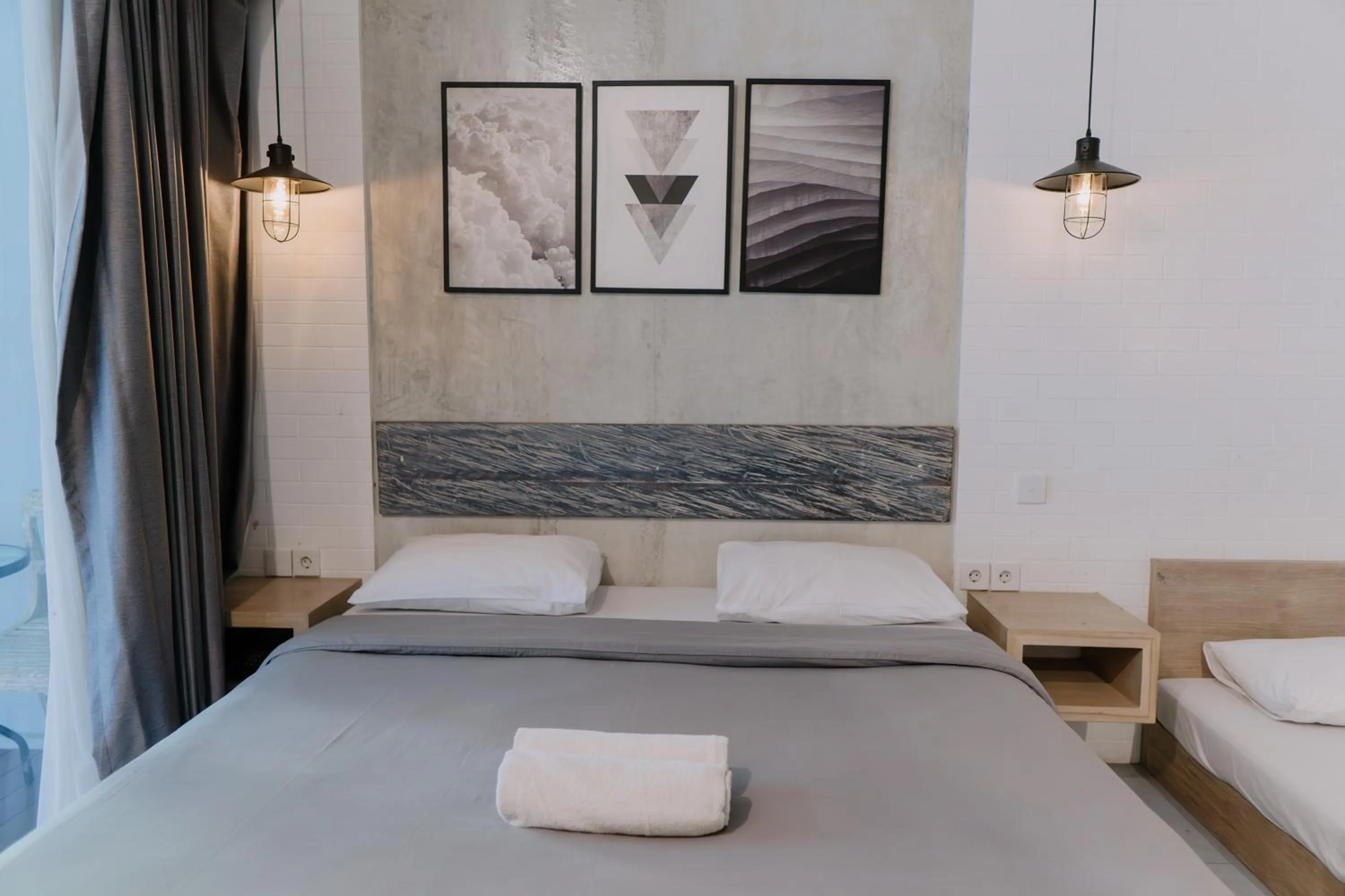 Bedroom, Bed in Gemini Star Hotel Kuta