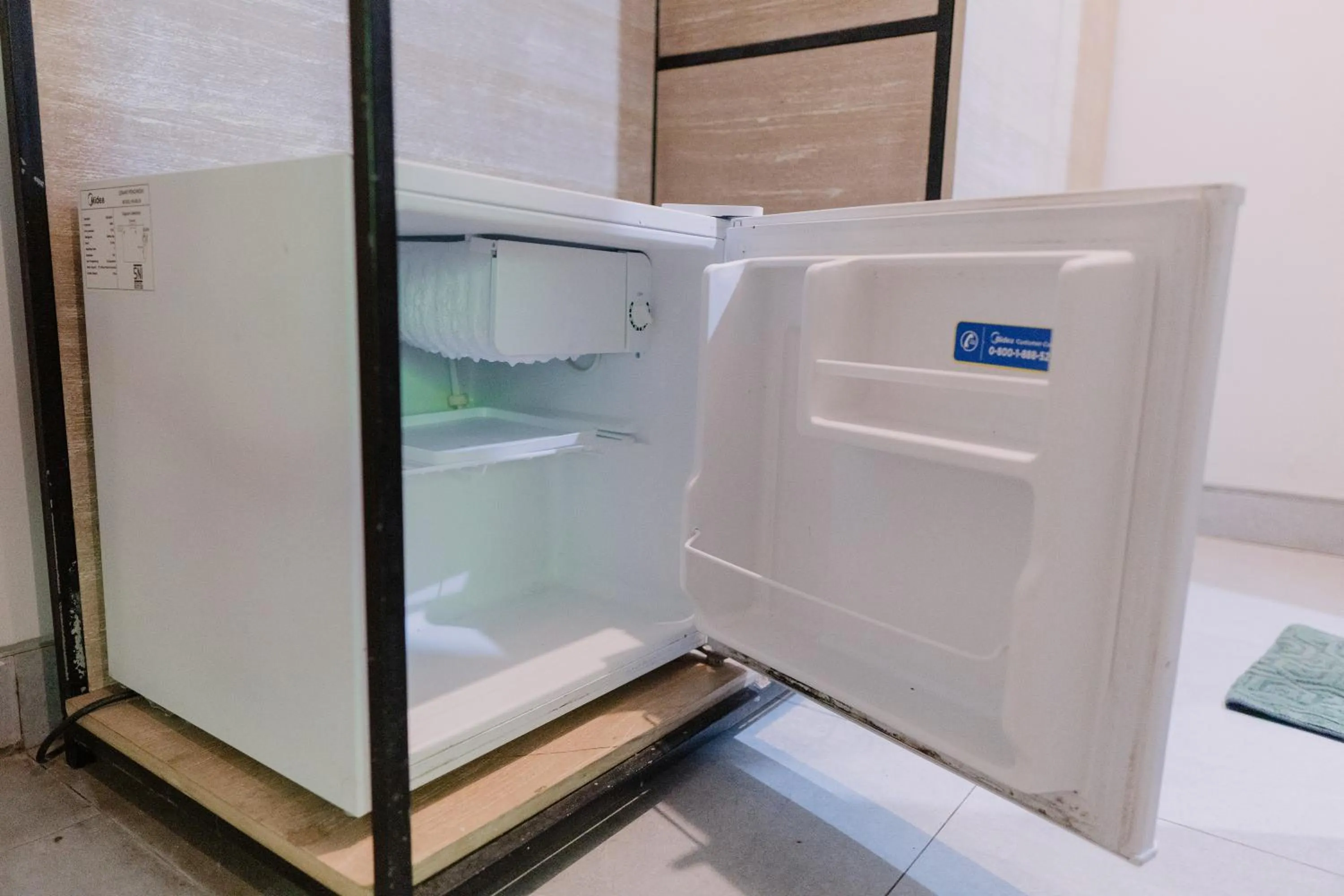 Kitchen or kitchenette in Gemini Star Hotel Kuta