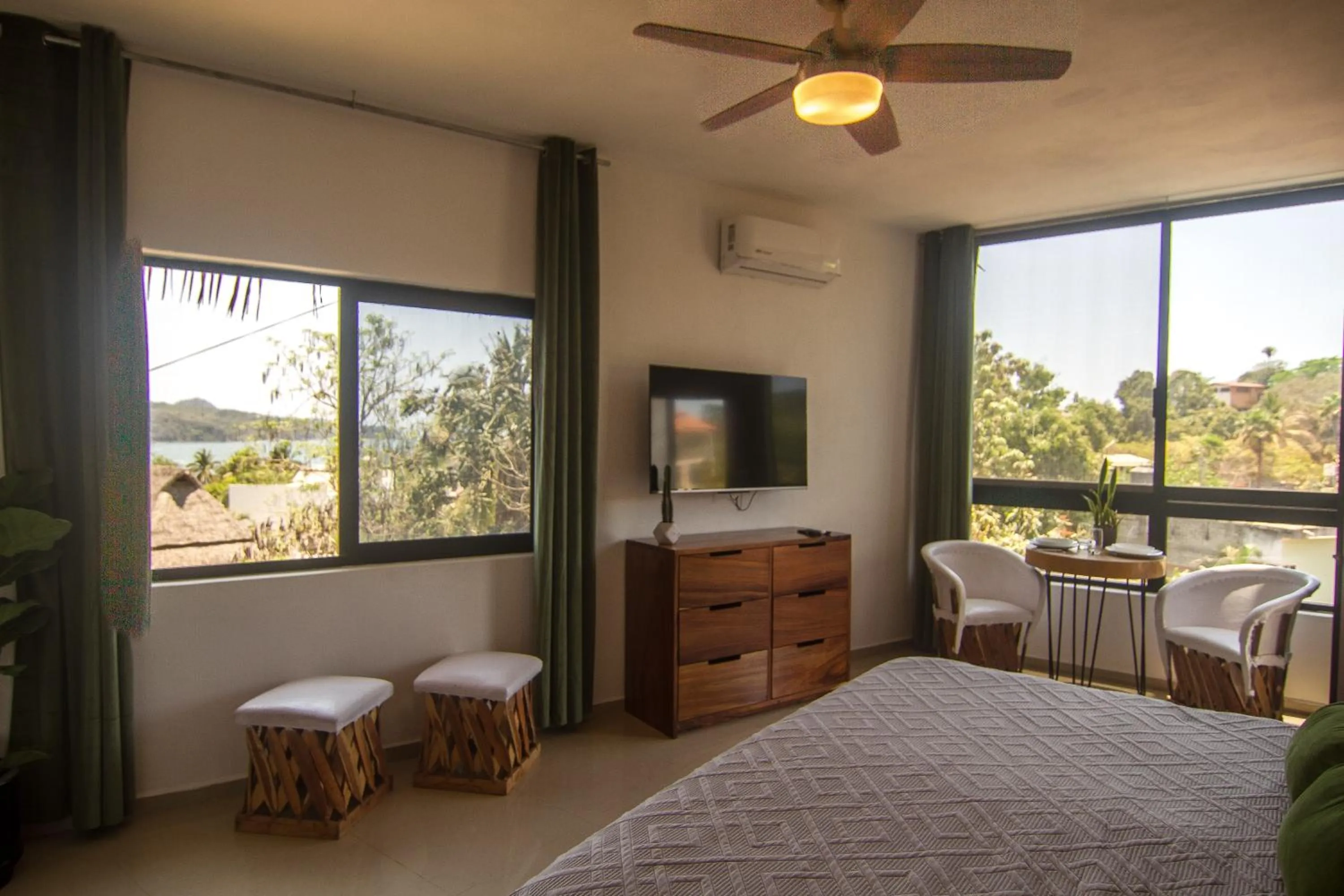 TV and multimedia, Bed in Villas Pura Chacala