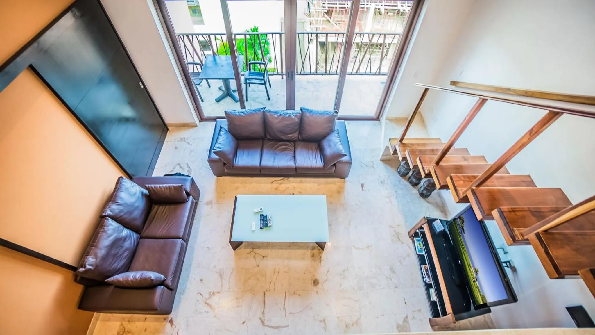 Living room in La Brisa Condo by BVR