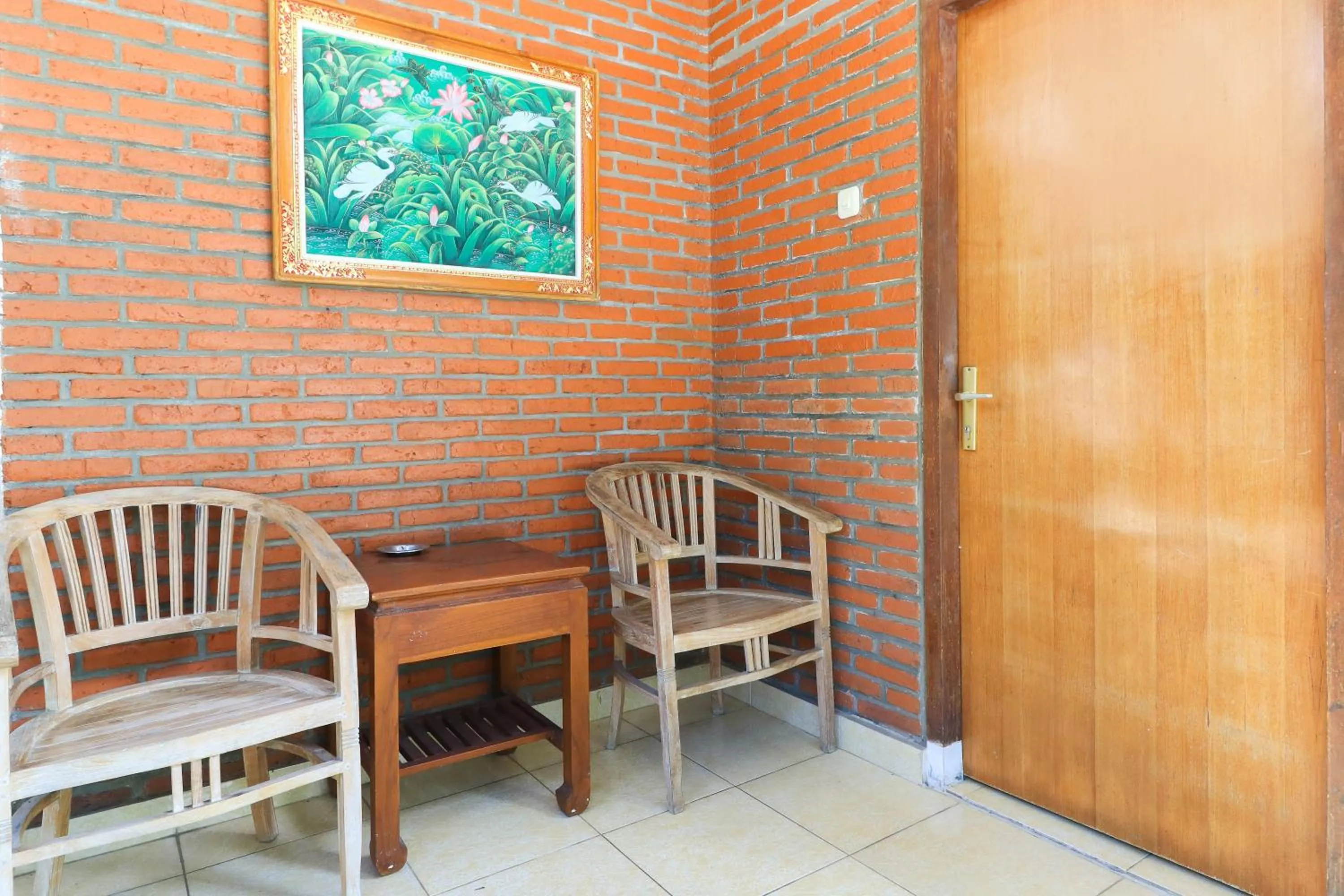 Patio in Ayu Lili Garden Hotel Kuta