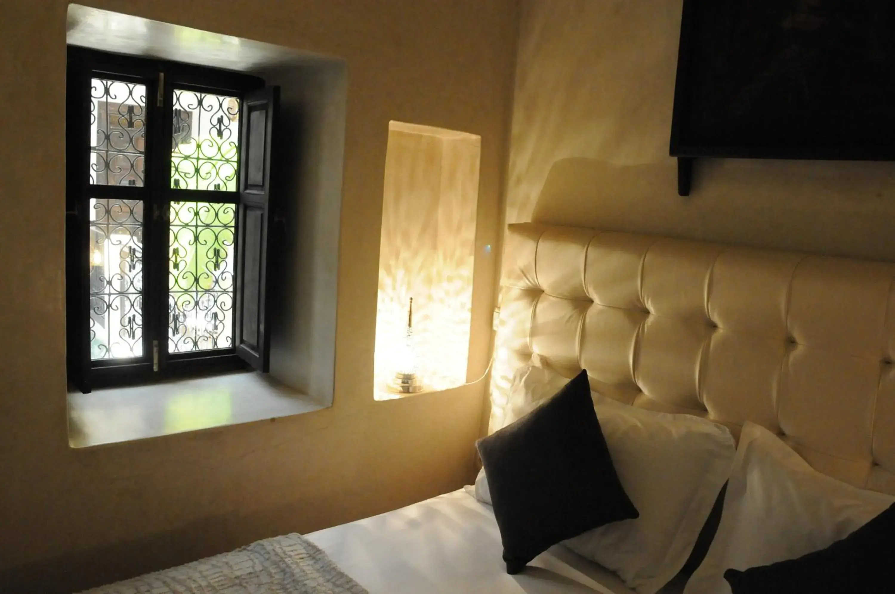 Bed in Riad Haraka Bed in Riad Haraka