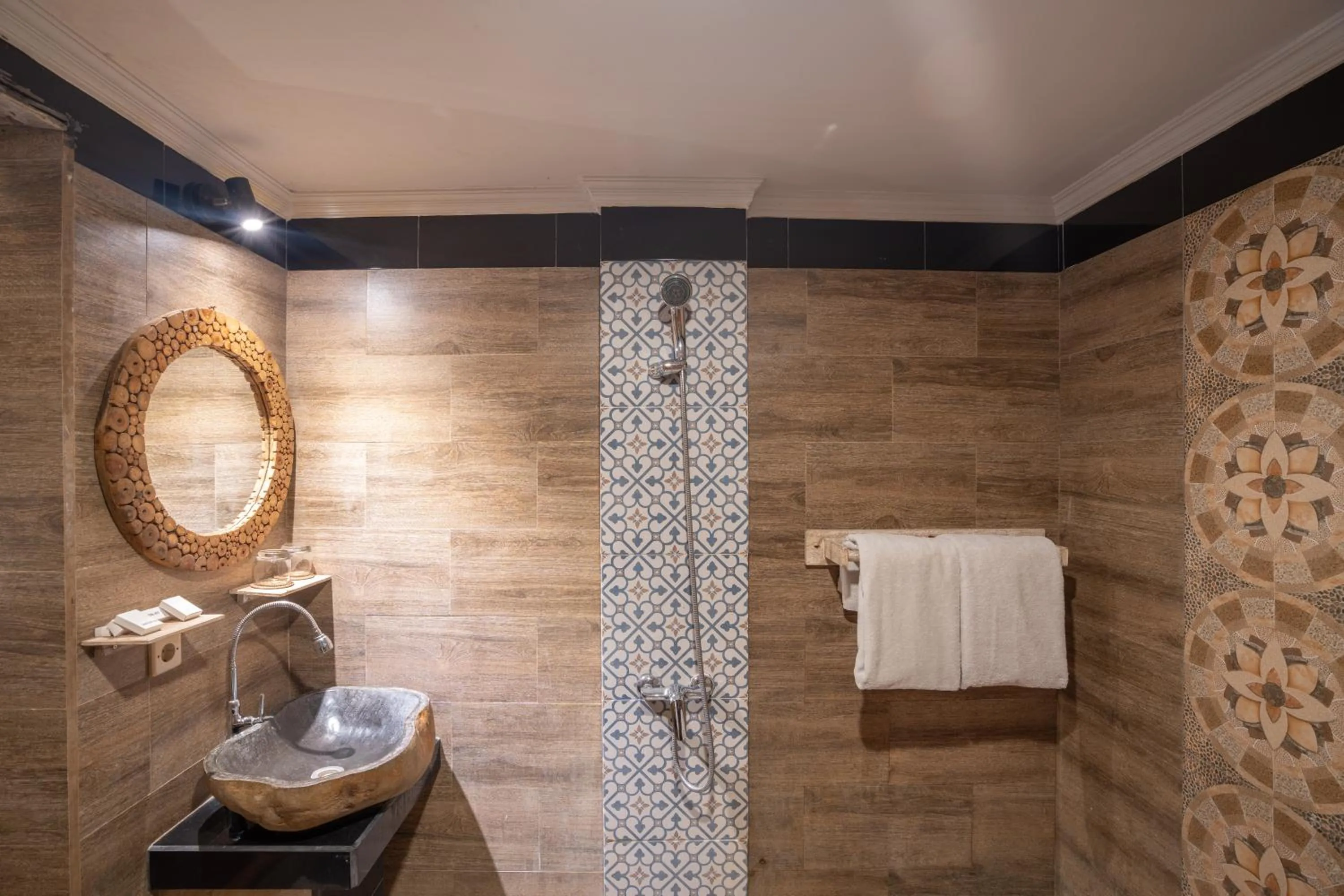 Shower in Uma Sebatu Villa Ubud