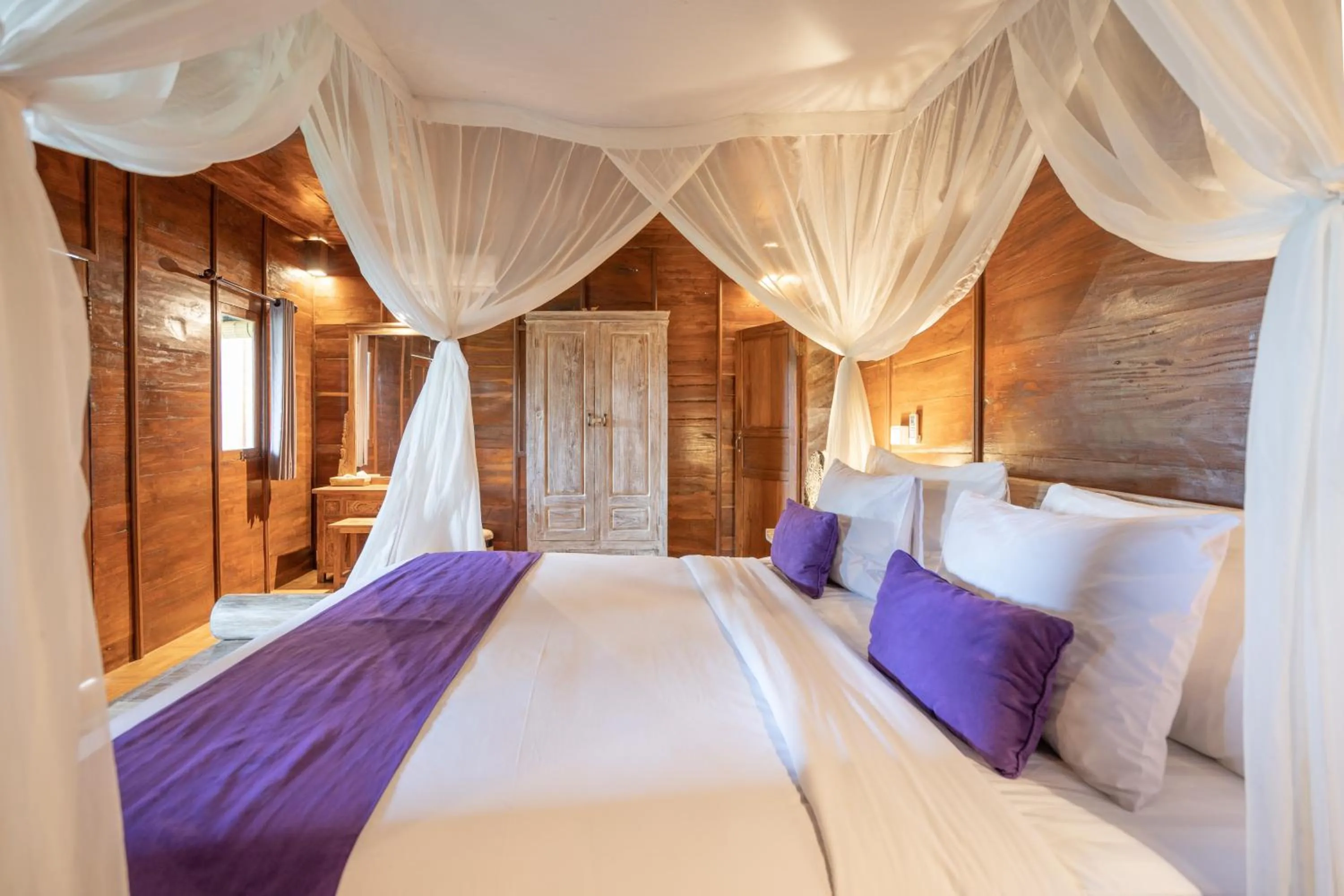 Bed in Uma Sebatu Villa Ubud