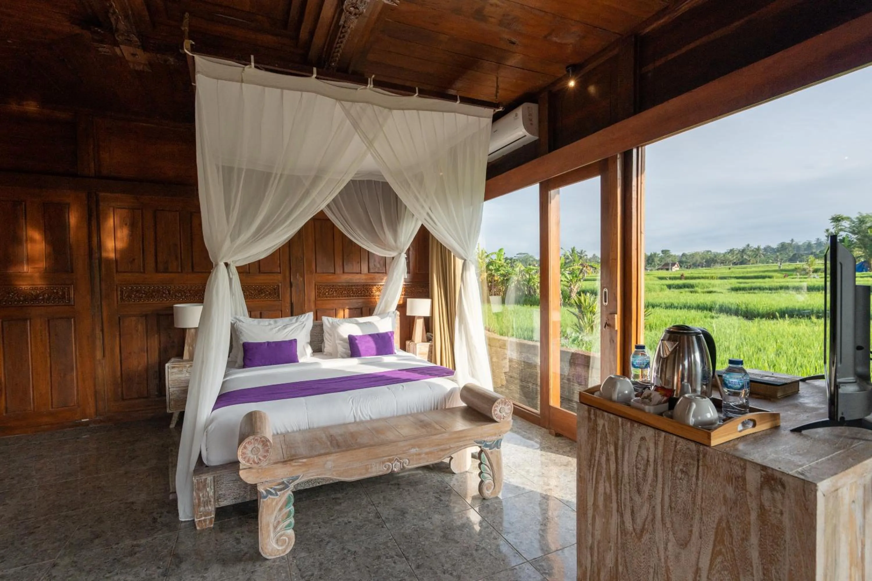 Bed in Uma Sebatu Villa Ubud