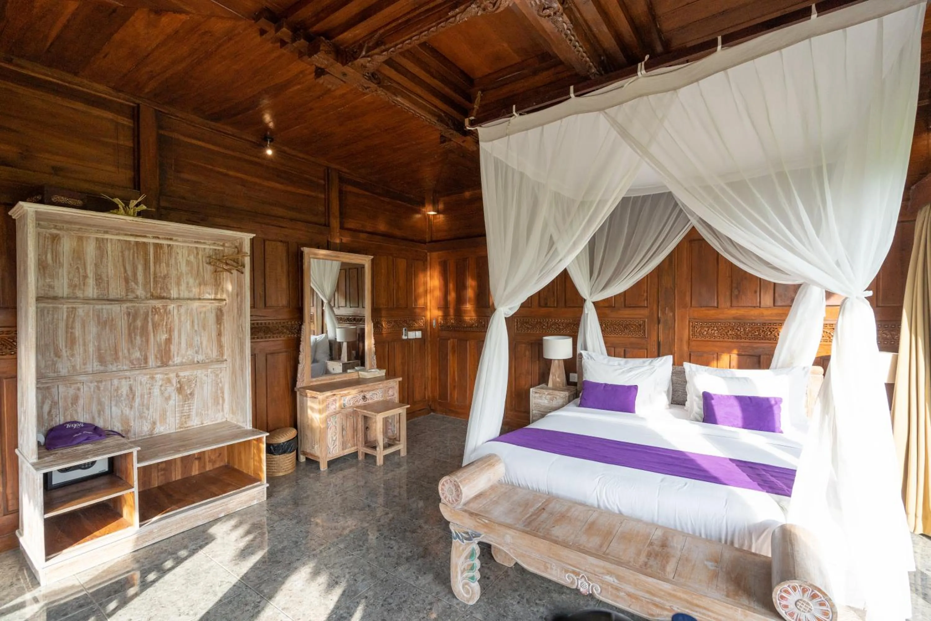 Bed in Uma Sebatu Villa Ubud