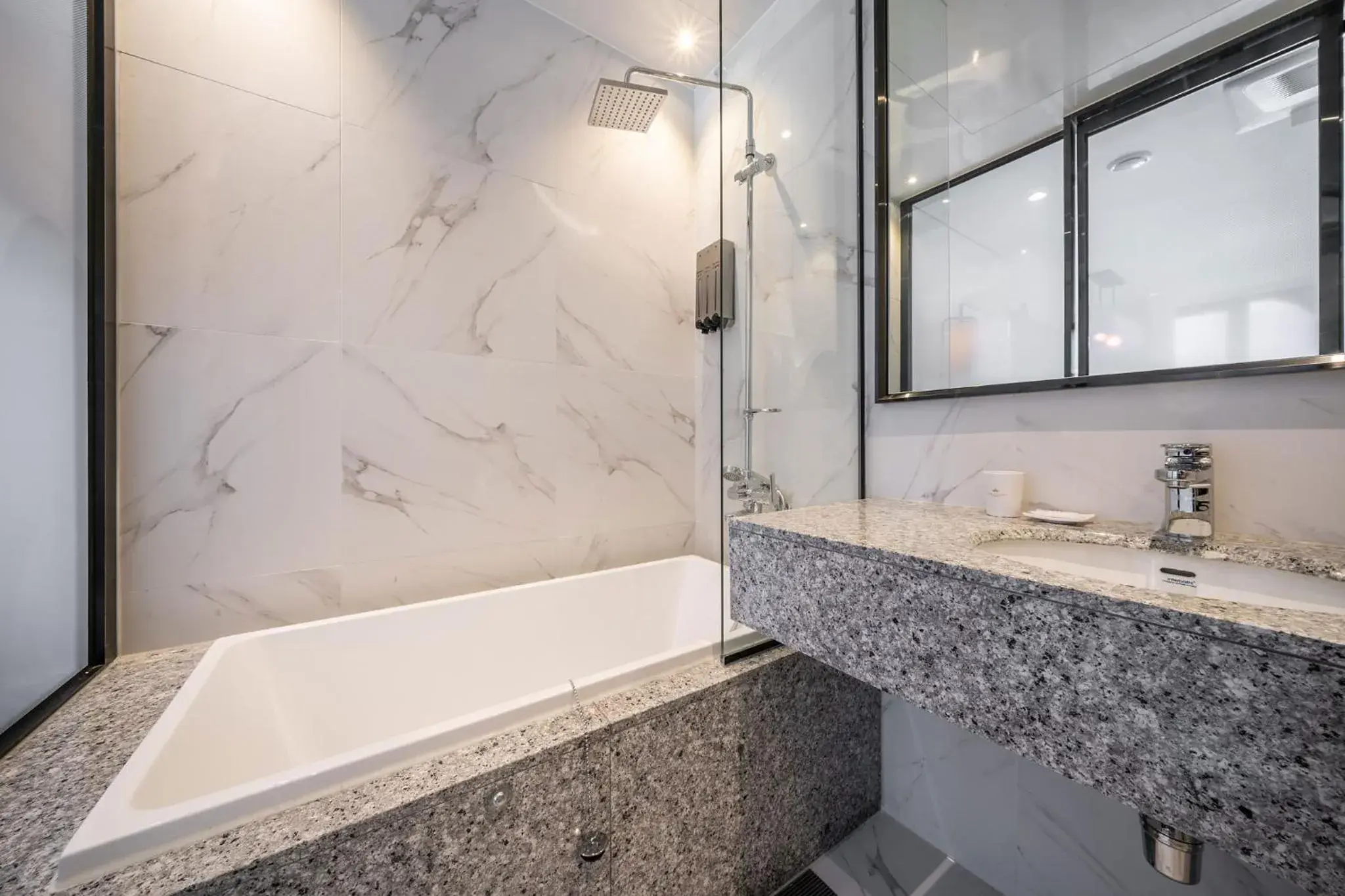 Hotel the Castle Jamsil-Sene Hotel the Castle Jamsil-Sene