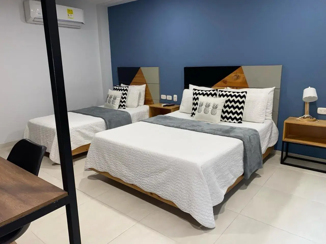 Triple Room - single occupancy in Kapital Suites Triple Room - single occupancy in Kapital Suites