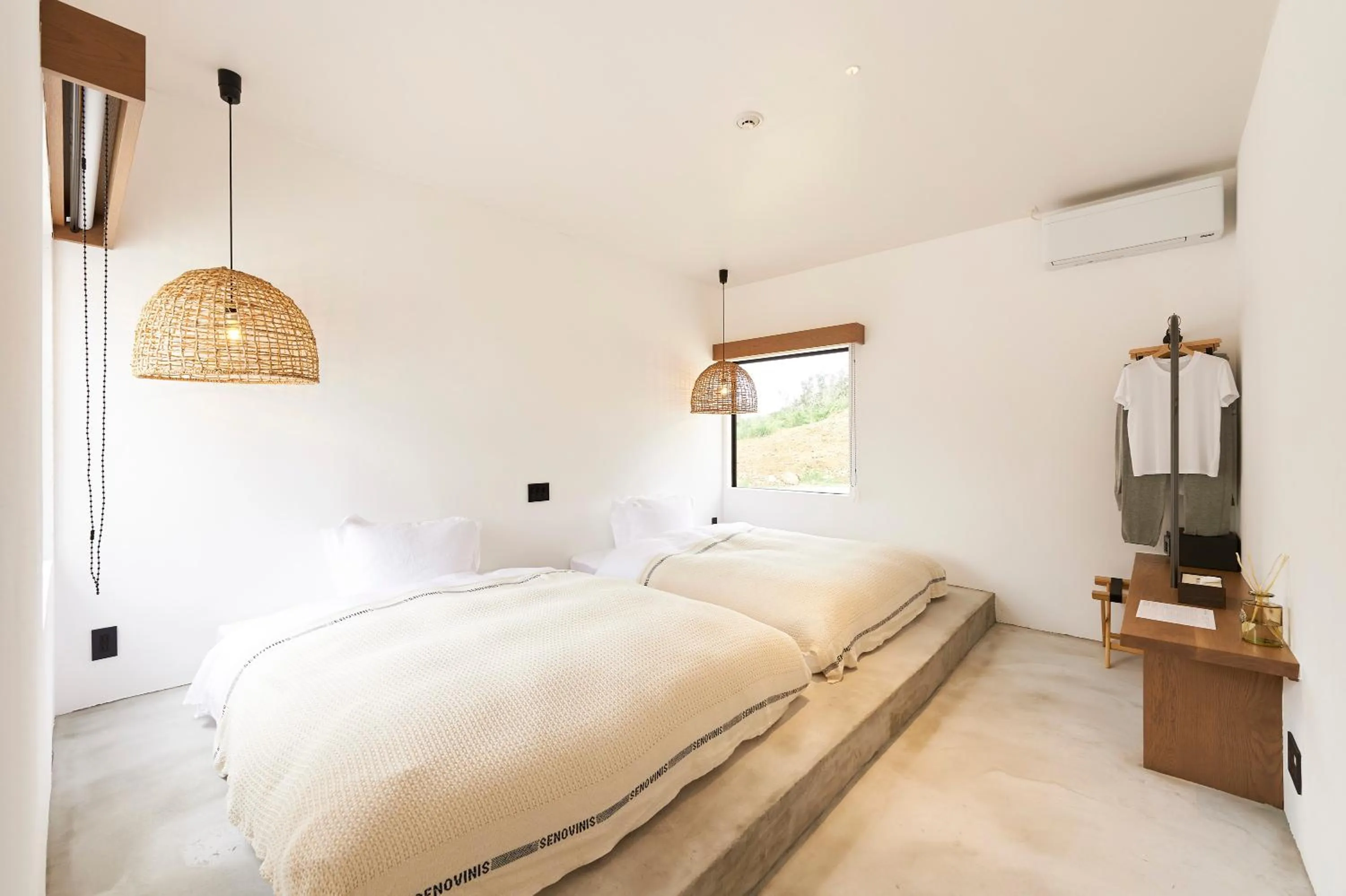 Bedroom, Bed in Grand Bleu Gamin