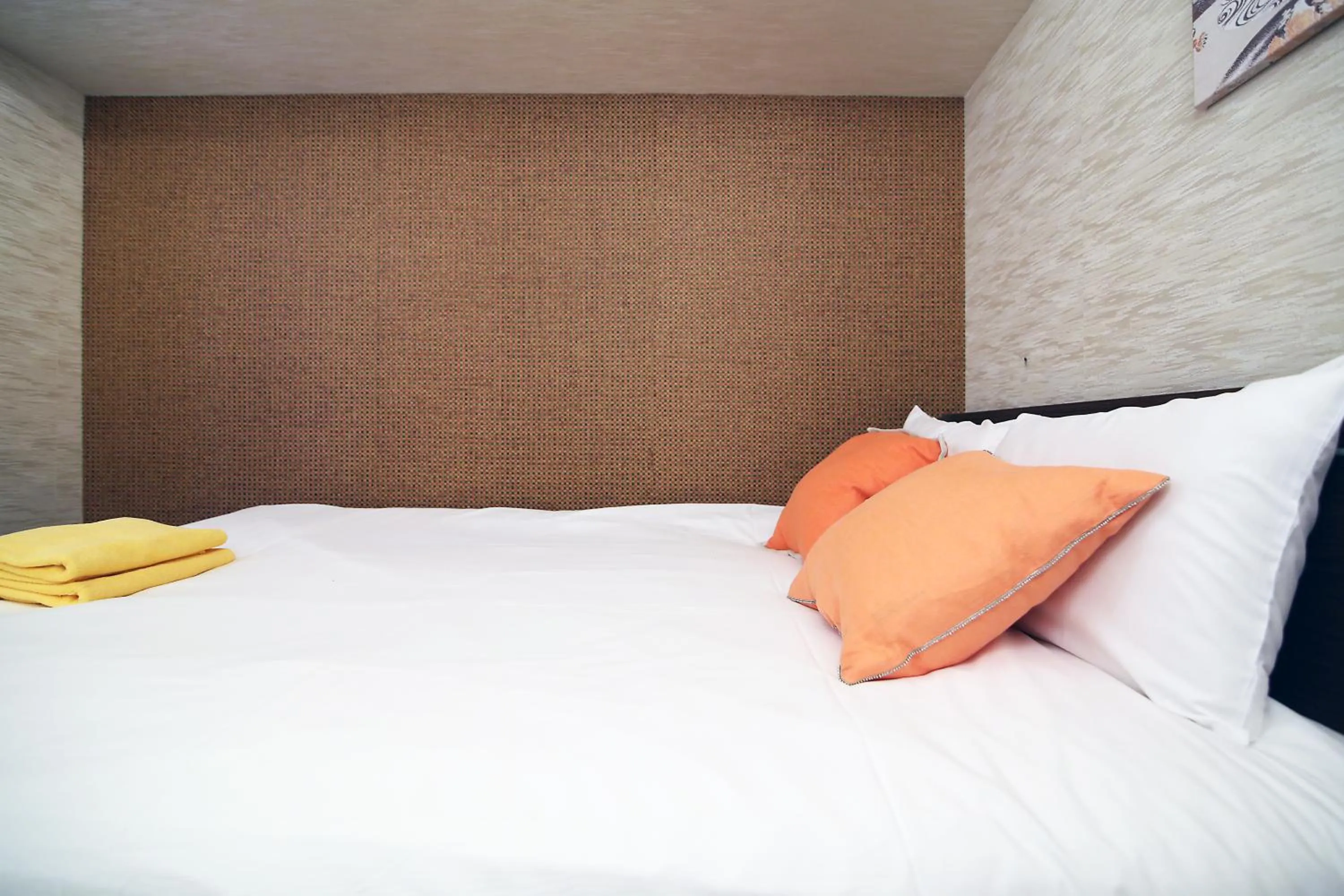 Bed in Shinjuku Tenjin 4F