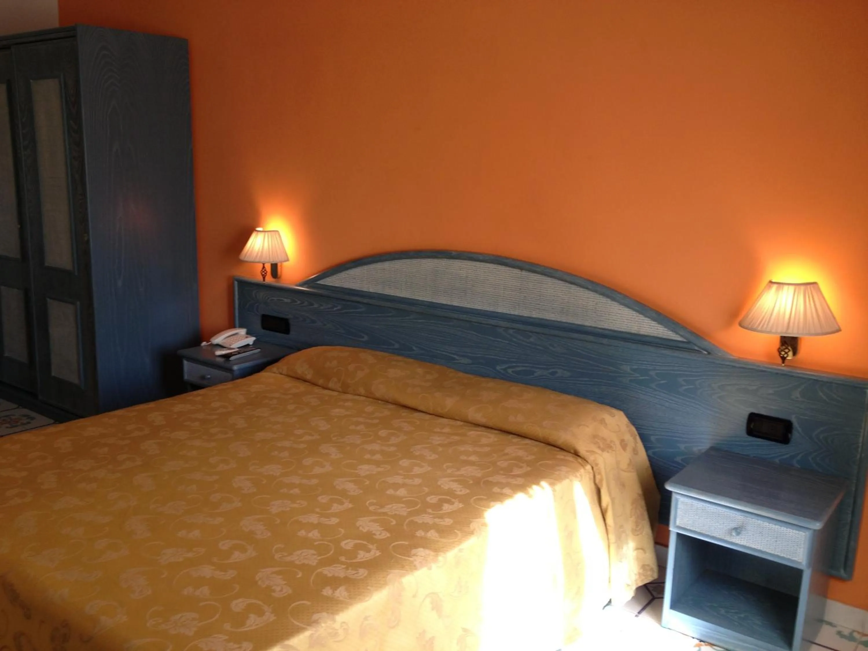 Bed in Hotel L' Anicrè