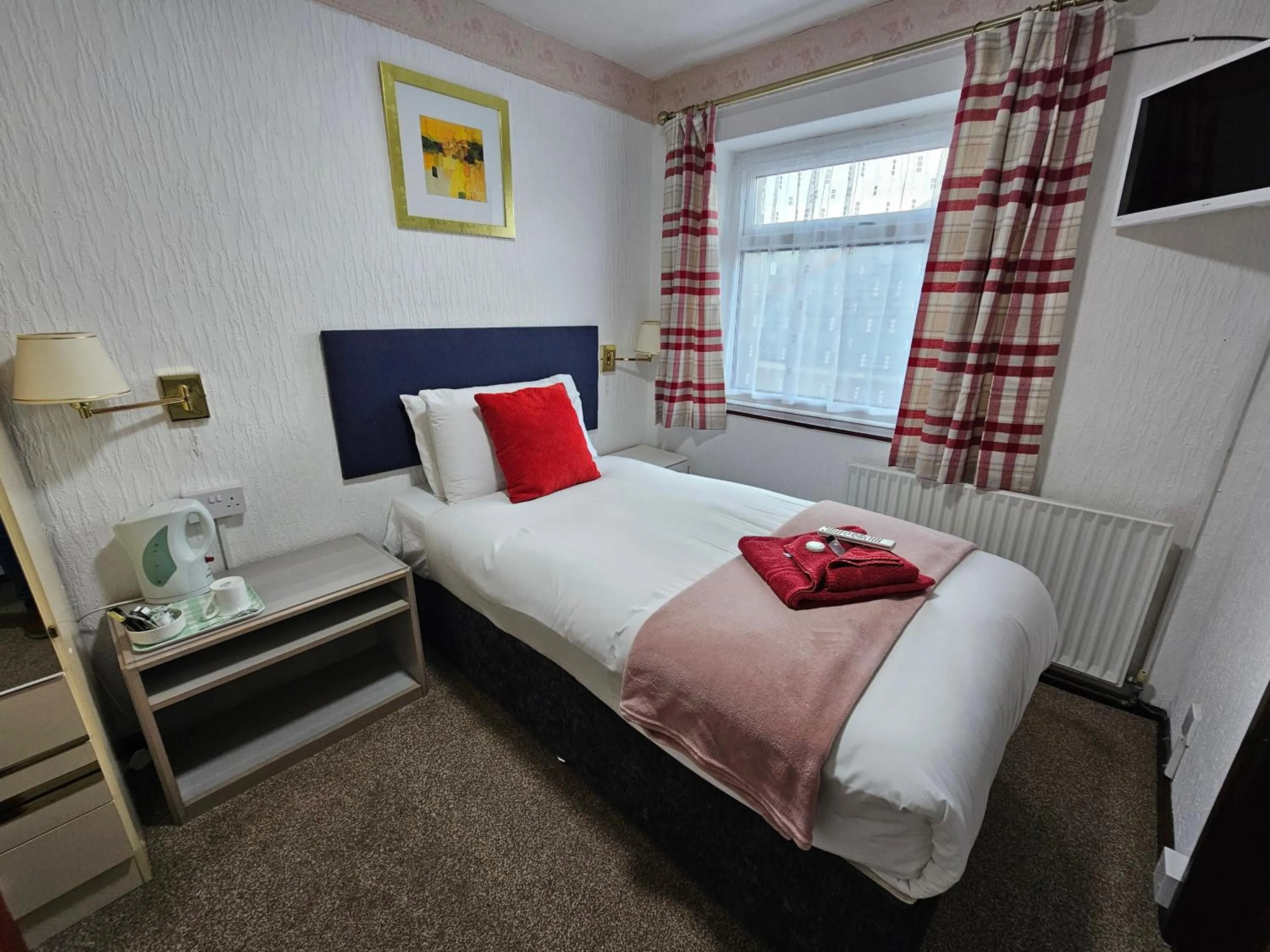 Bedroom, Bed in Collingwood Hotel