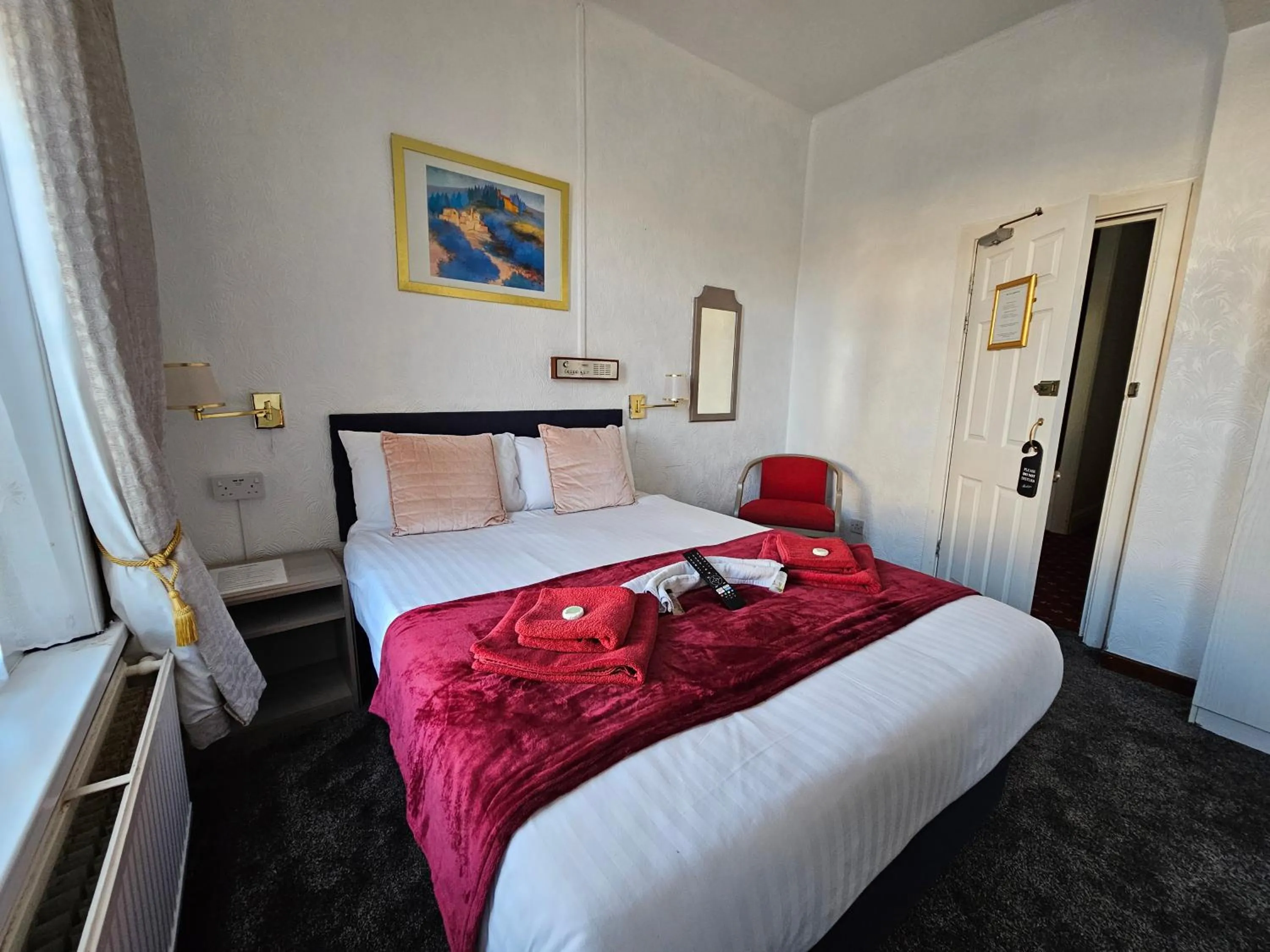 Bedroom, Bed in Collingwood Hotel