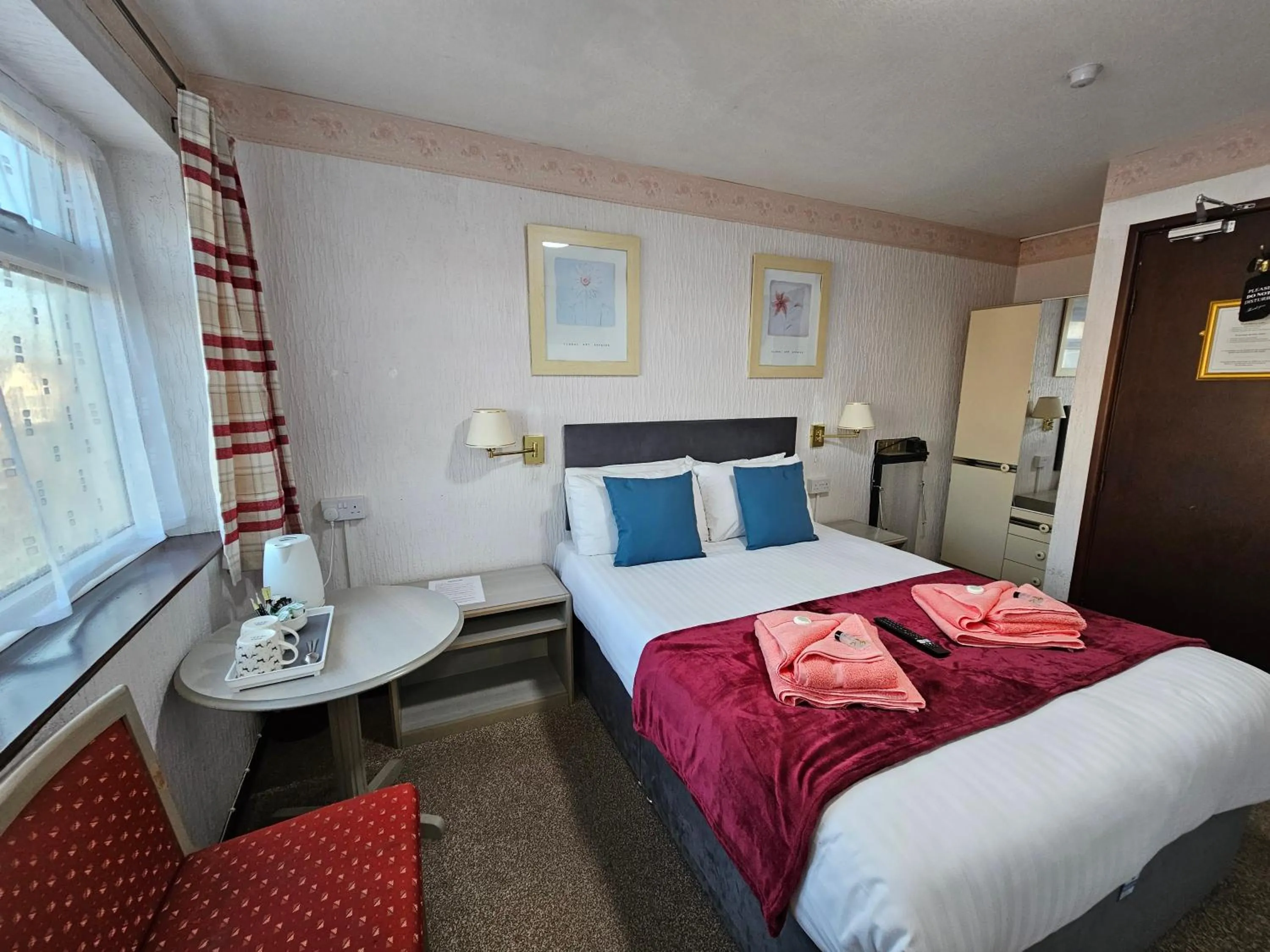 Bedroom, Bed in Collingwood Hotel