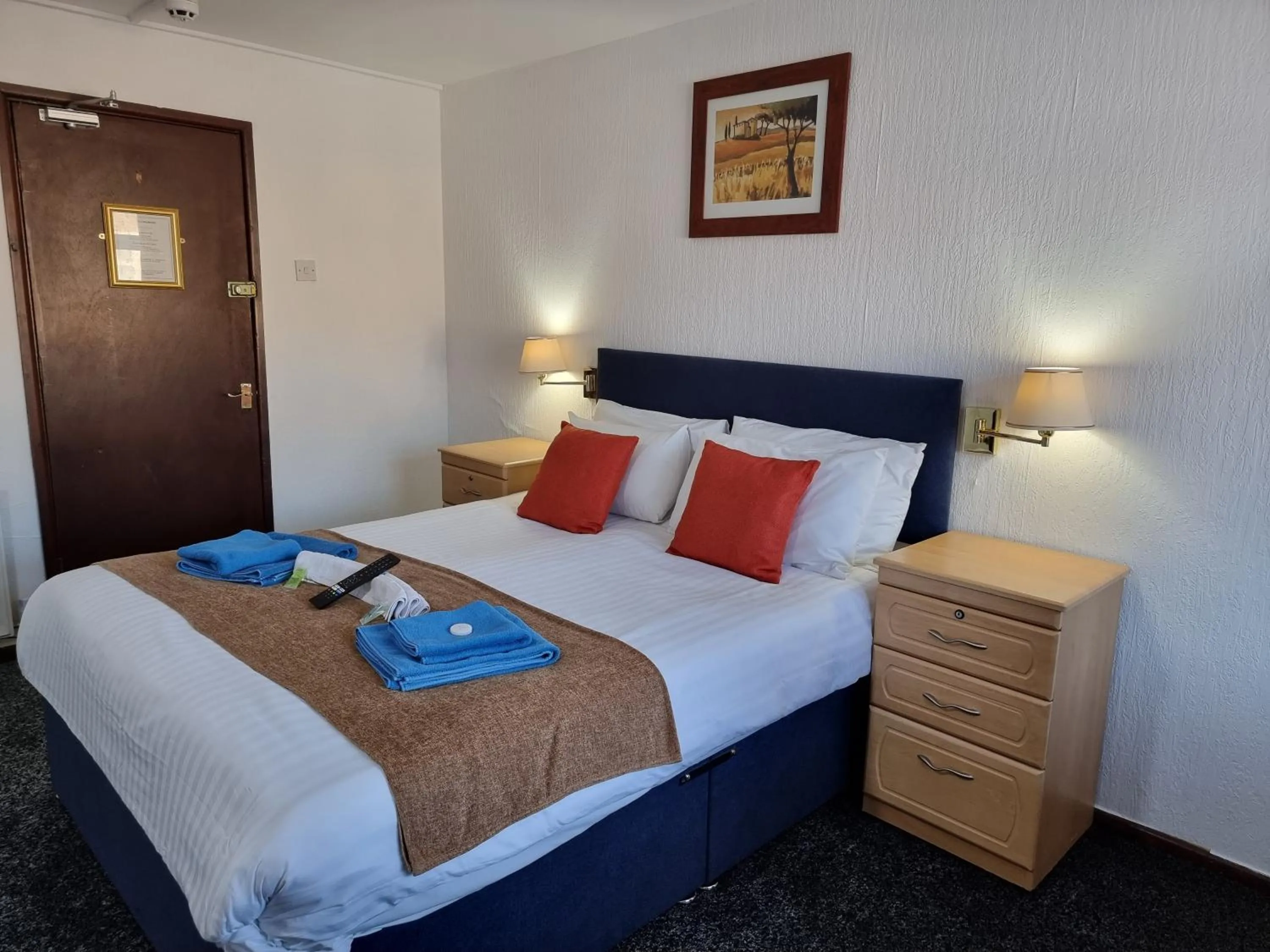 Bedroom, Bed in Collingwood Hotel