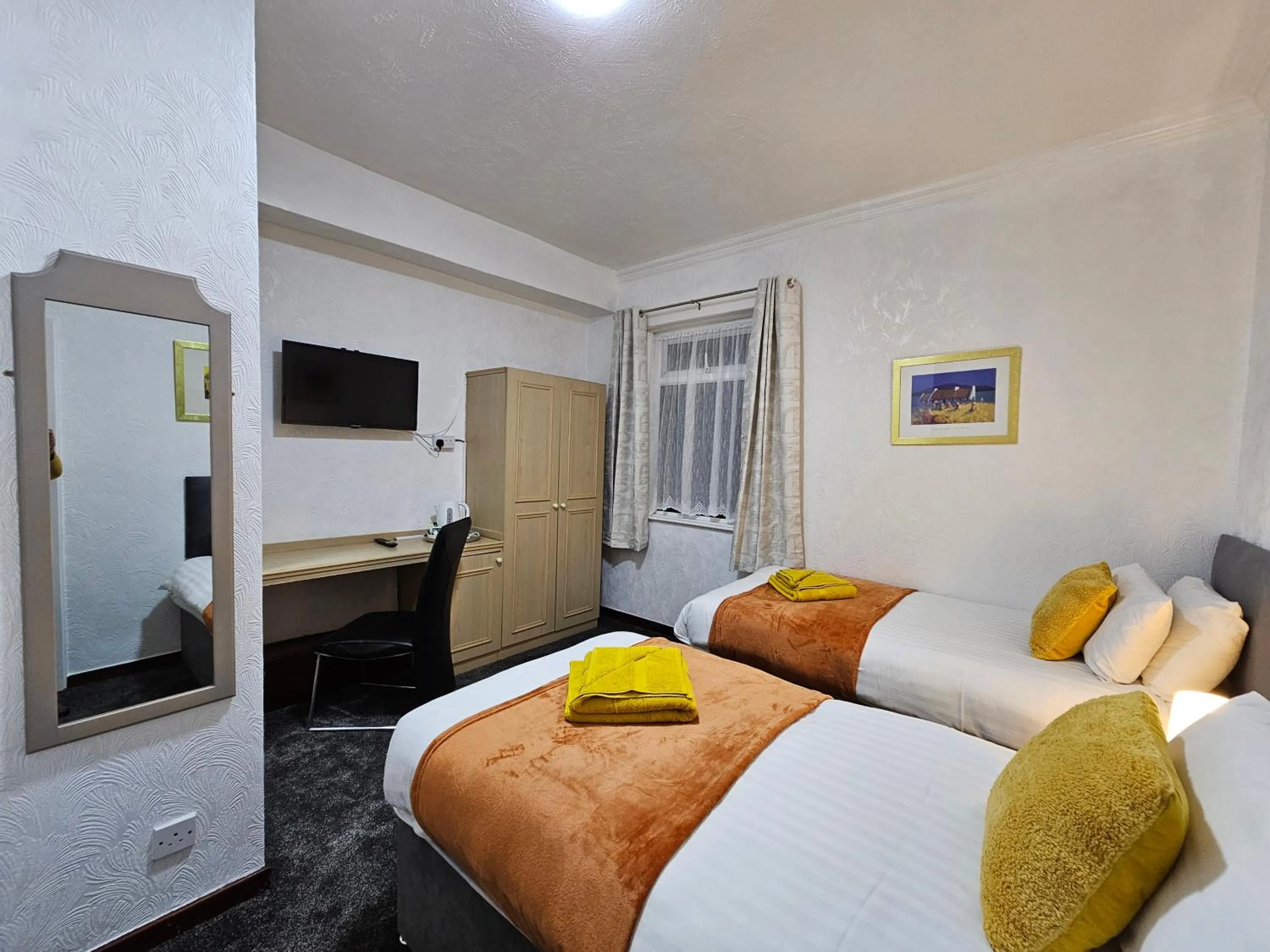 Bedroom, Bed in Collingwood Hotel