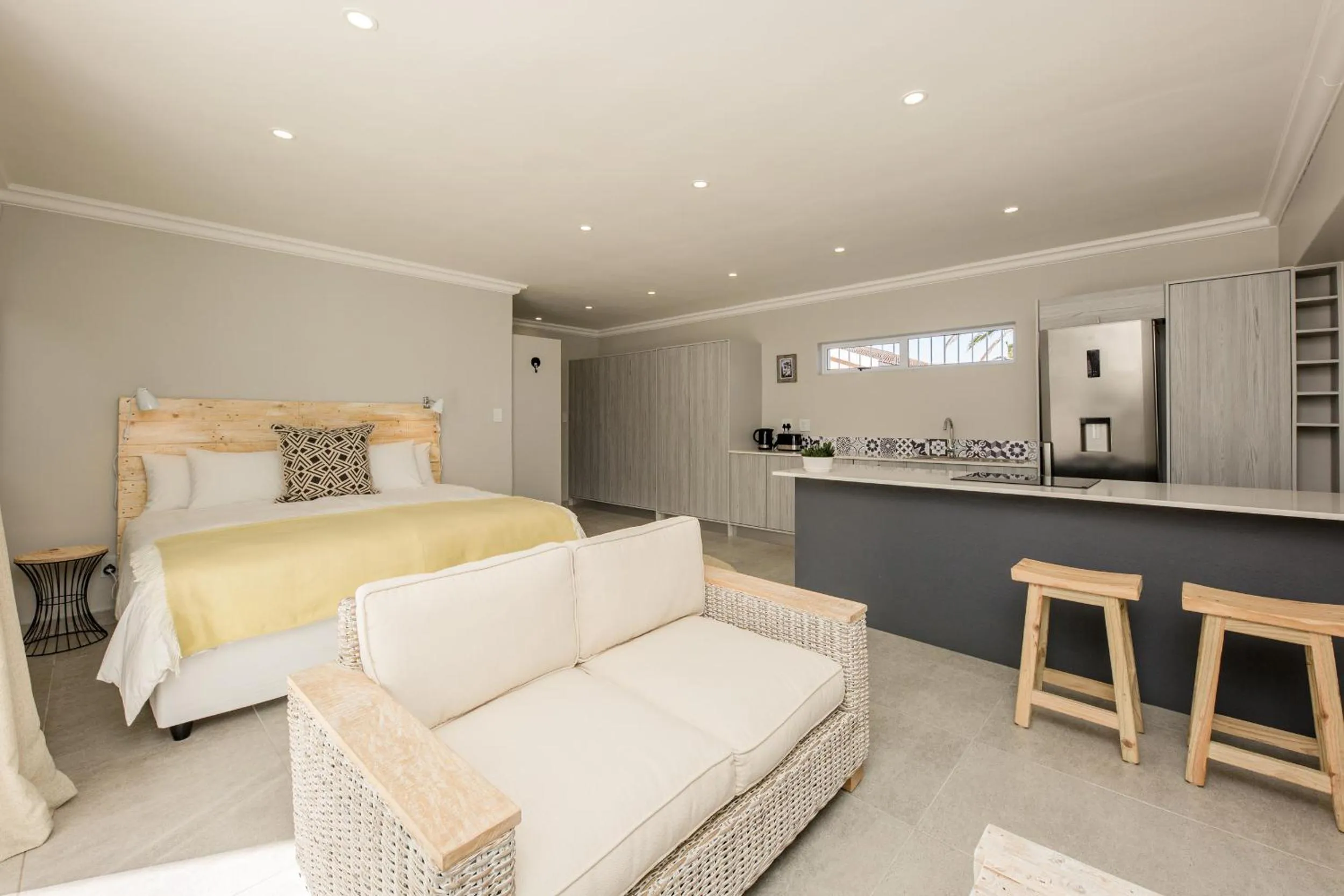 Photo of the whole room, Bed in The Little Palm