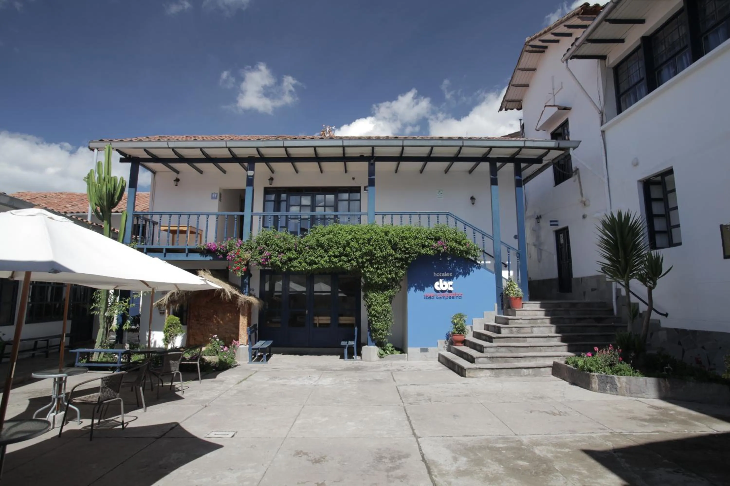 Property building in Hotel Casa Campesina