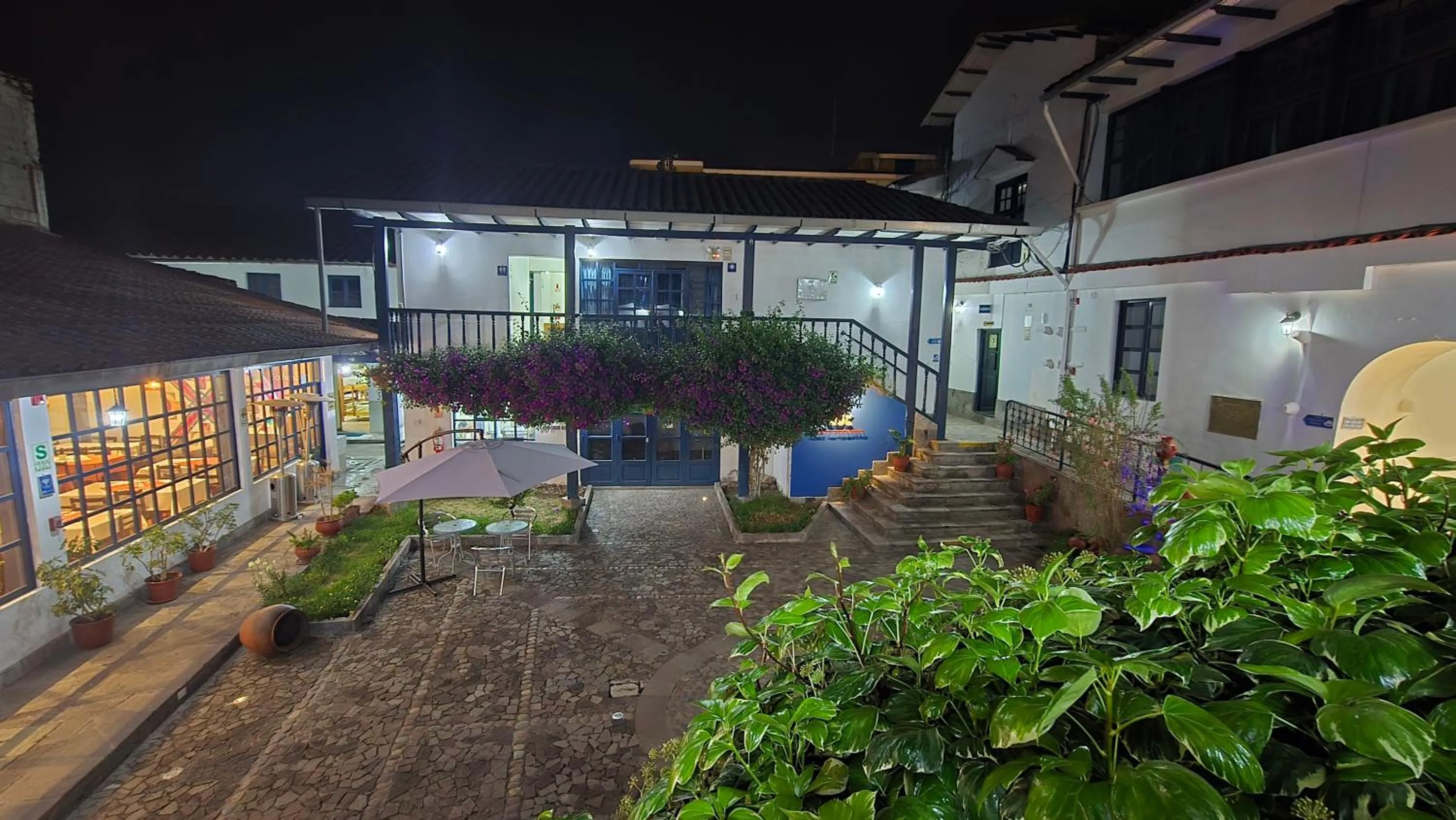 Patio in Hotel Casa Campesina