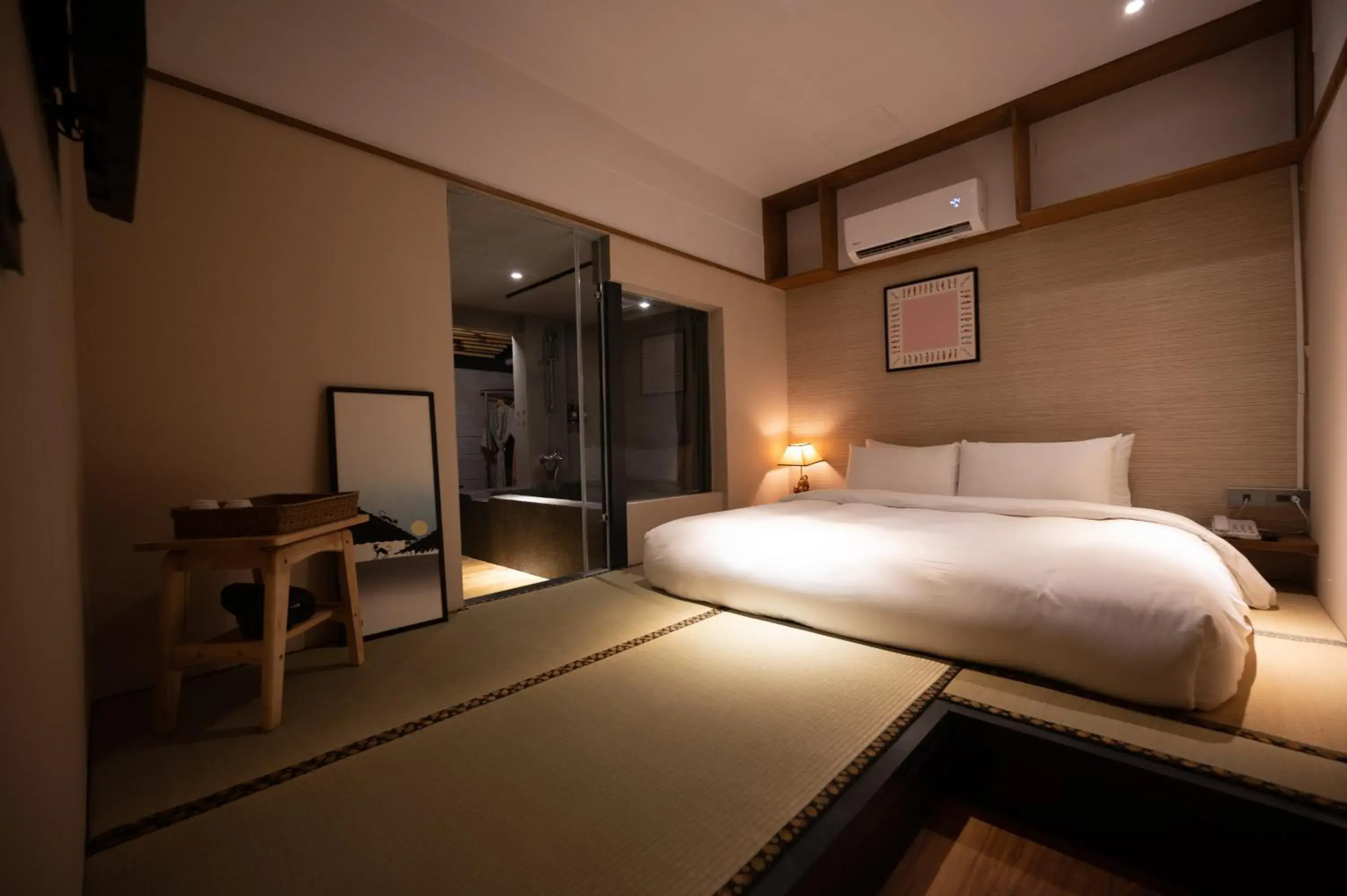 Bedroom, Bed in Yunoyado Onsen Hot Spring Hotel Deyang Bedroom, Bed in Yunoyado Onsen Hot Spring Hotel Deyang