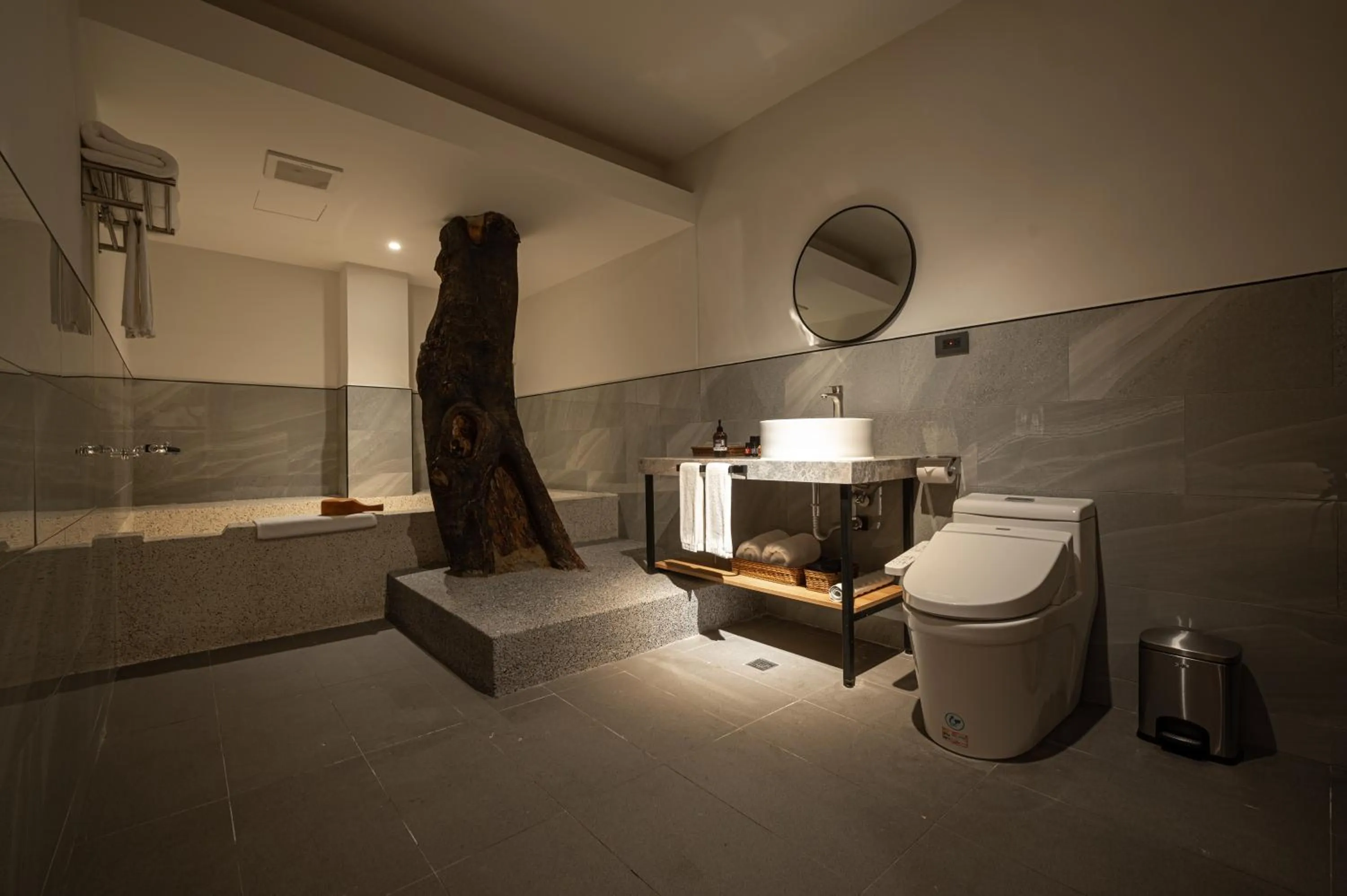 Bath in Yunoyado Onsen Hot Spring Hotel Deyang