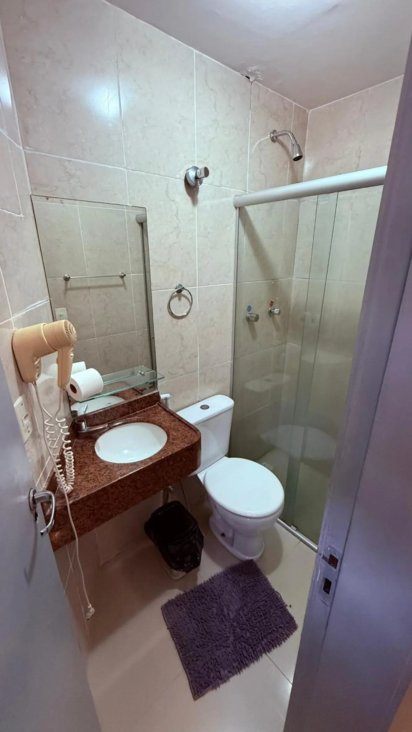 Shower in Hotel Italia Beach - Na Beira Mar Natal RN