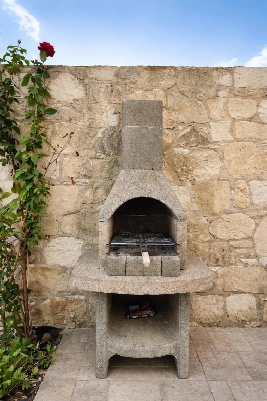 BBQ facilities in Azure Beach Villas