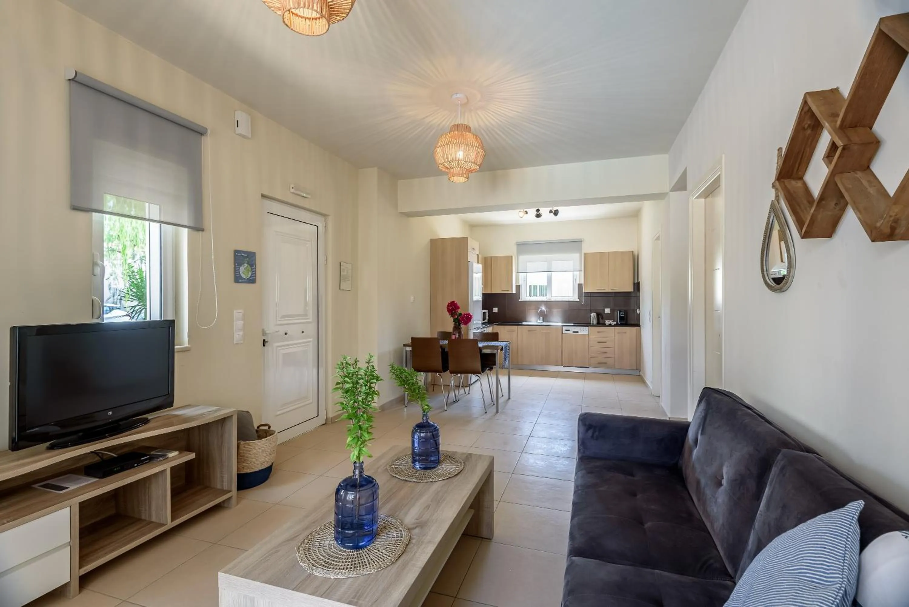 TV and multimedia in Azure Beach Villas