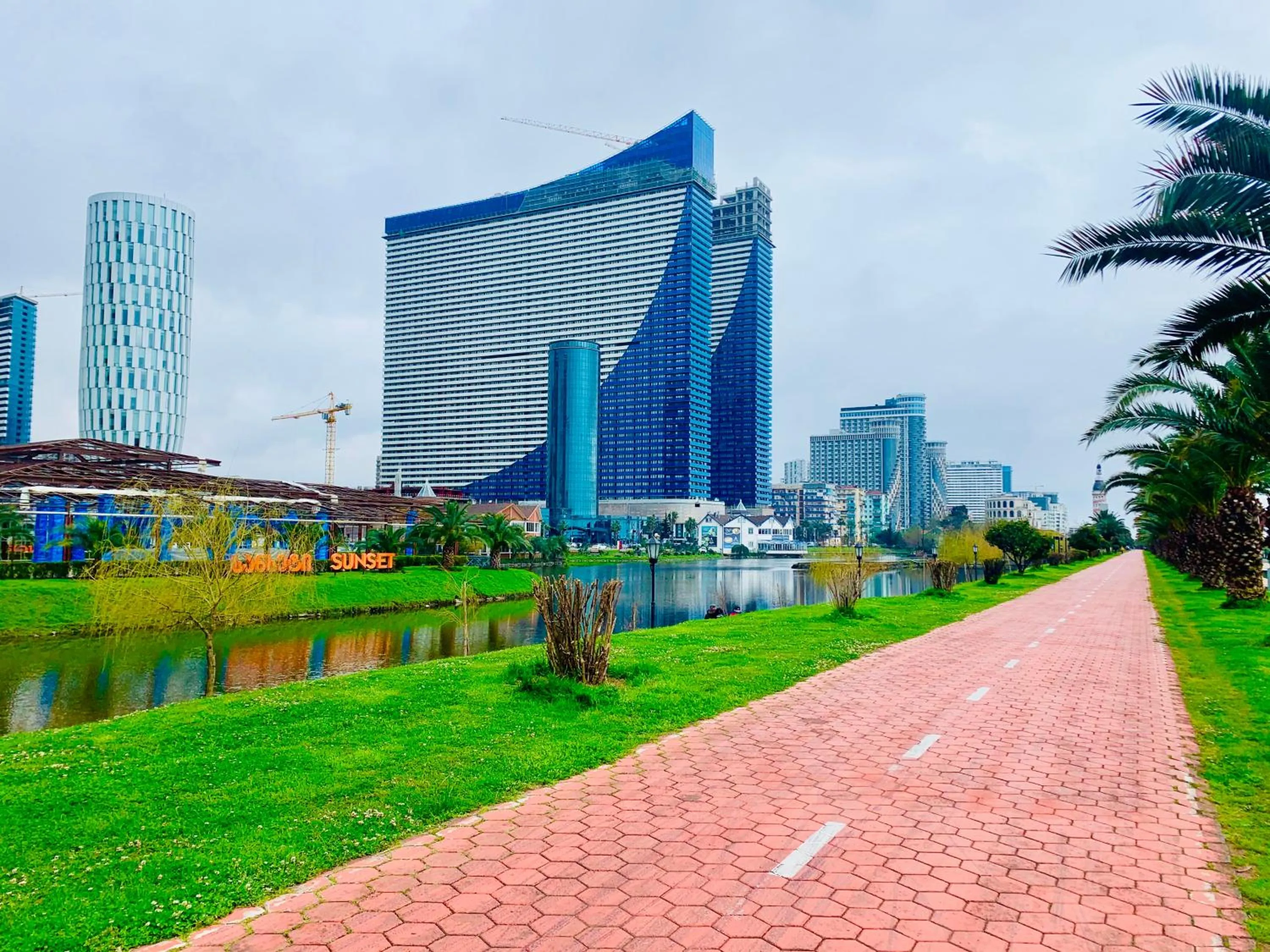 Property building in Royal Sea Breeze Apartments