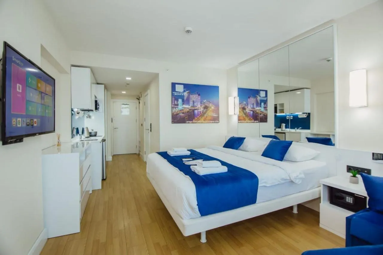 Photo of the whole room, Bed in Royal Sea Breeze Apartments