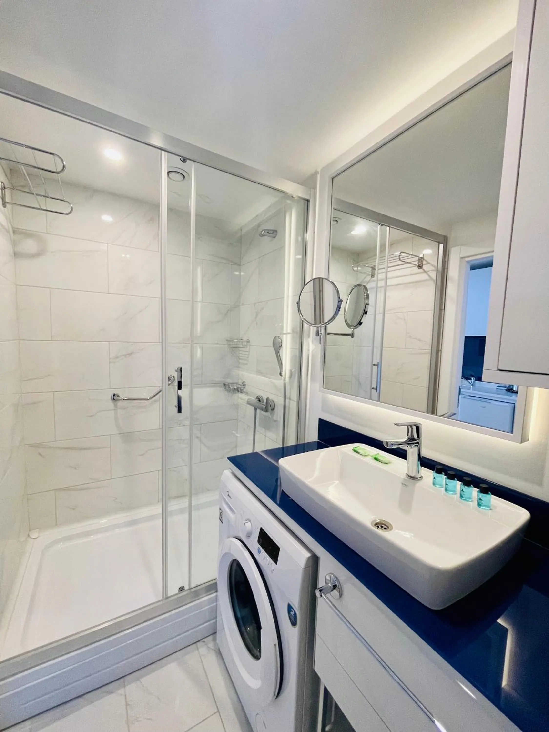 Bath in Royal Sea Breeze Apartments
