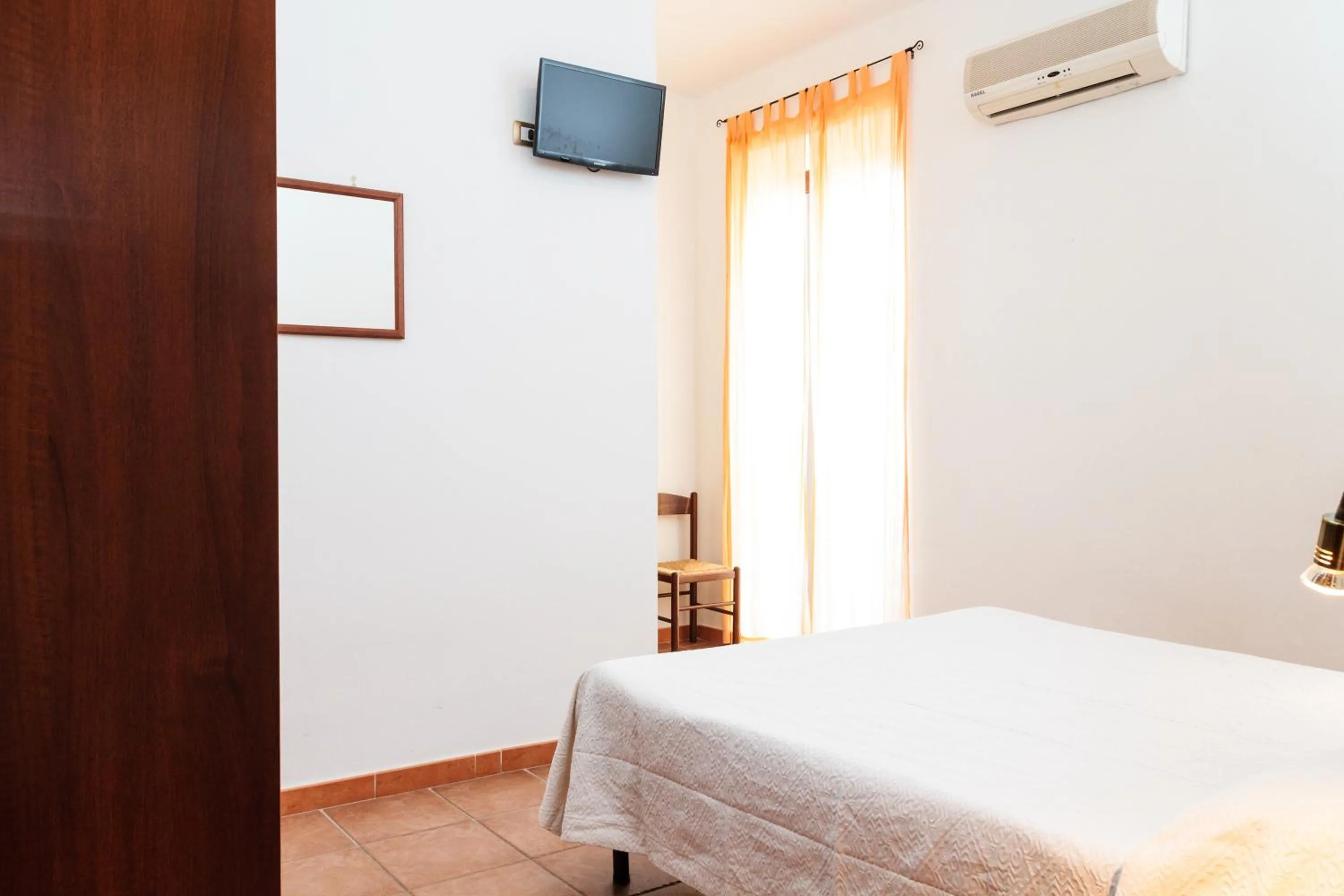 Double Room in La Mezzanella Guesthouse