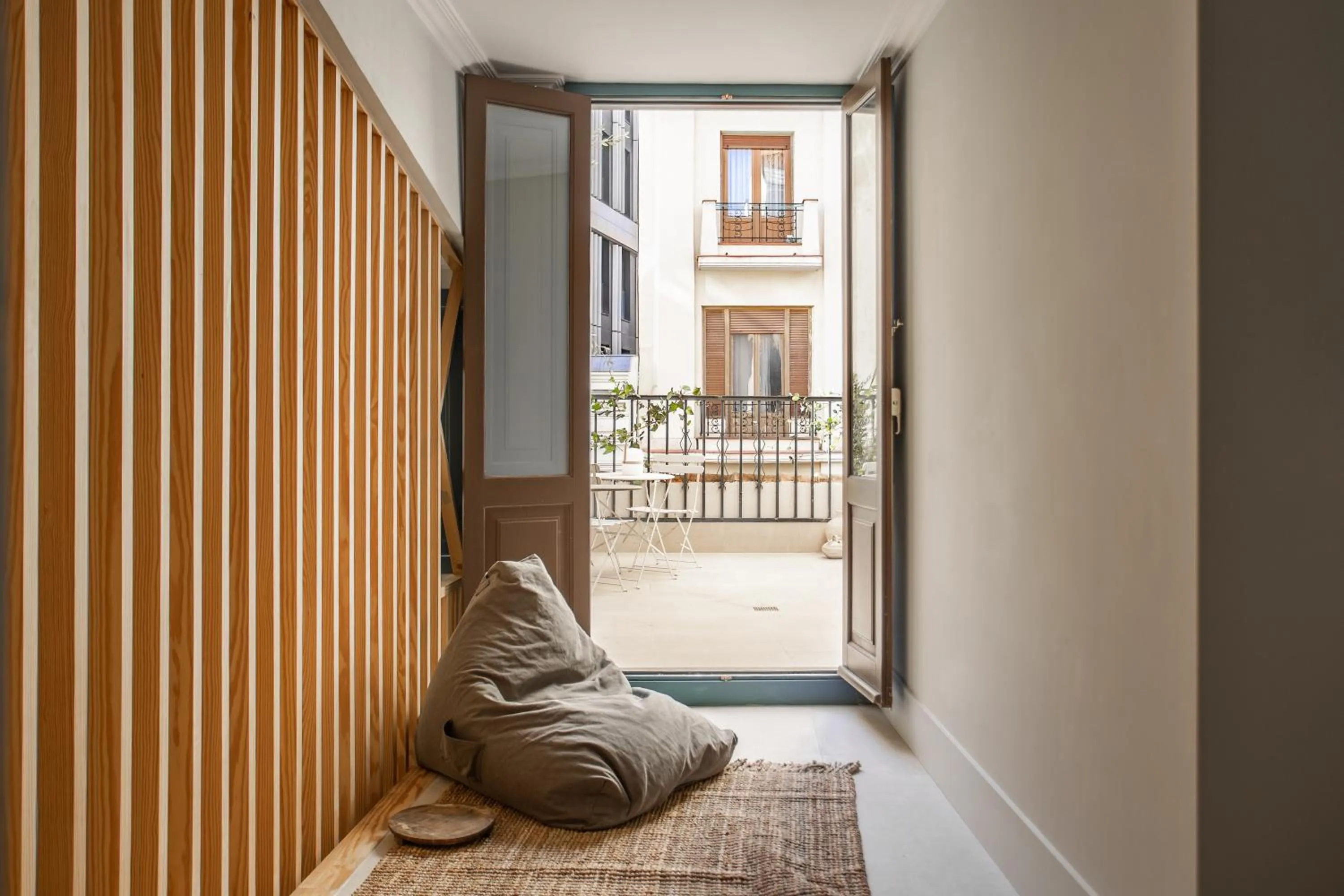 Living room in SEISSTA Madrid Centro "Remodelado"