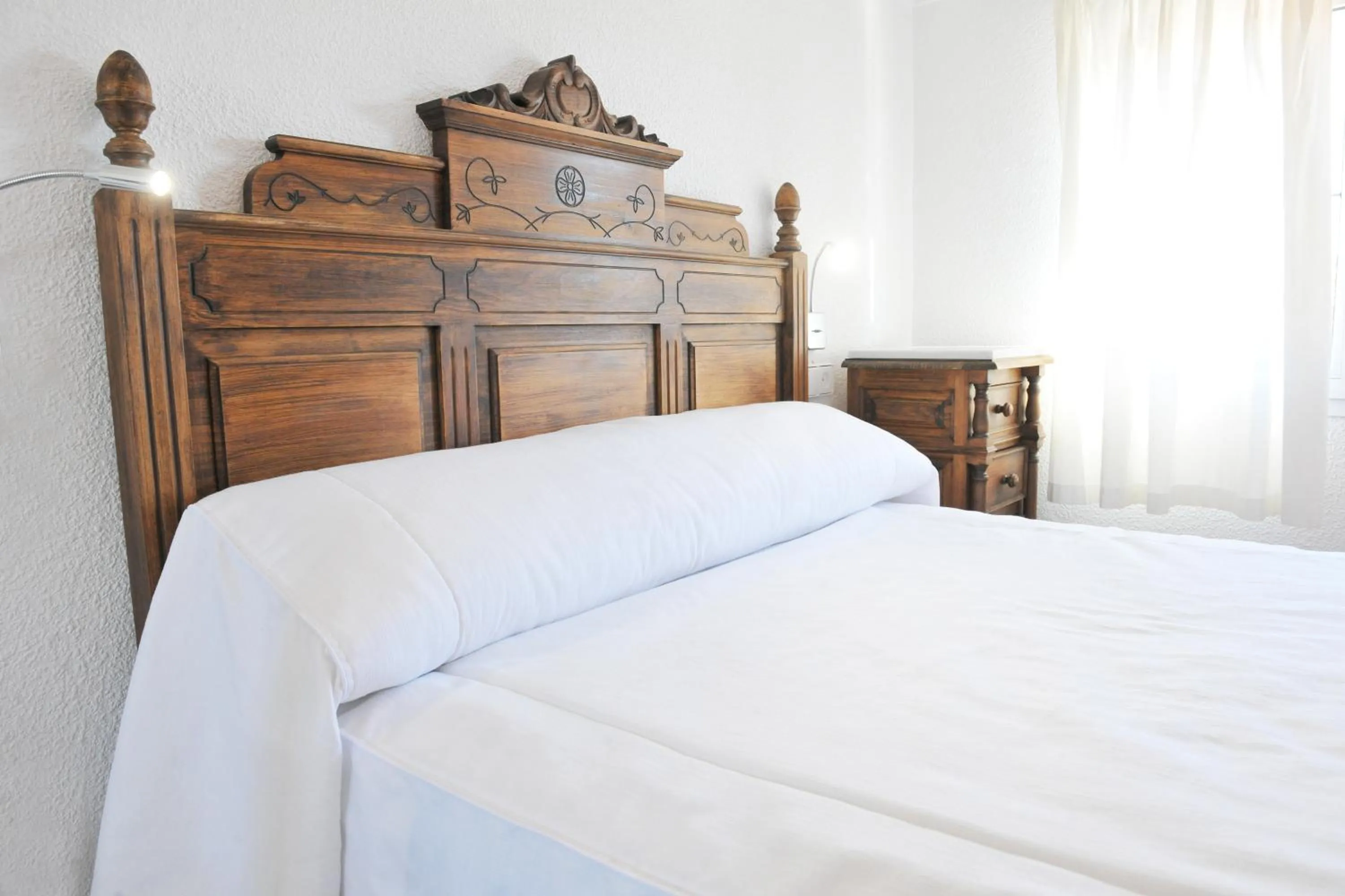 Decorative detail, Bed in Hostal Puerto Lepe