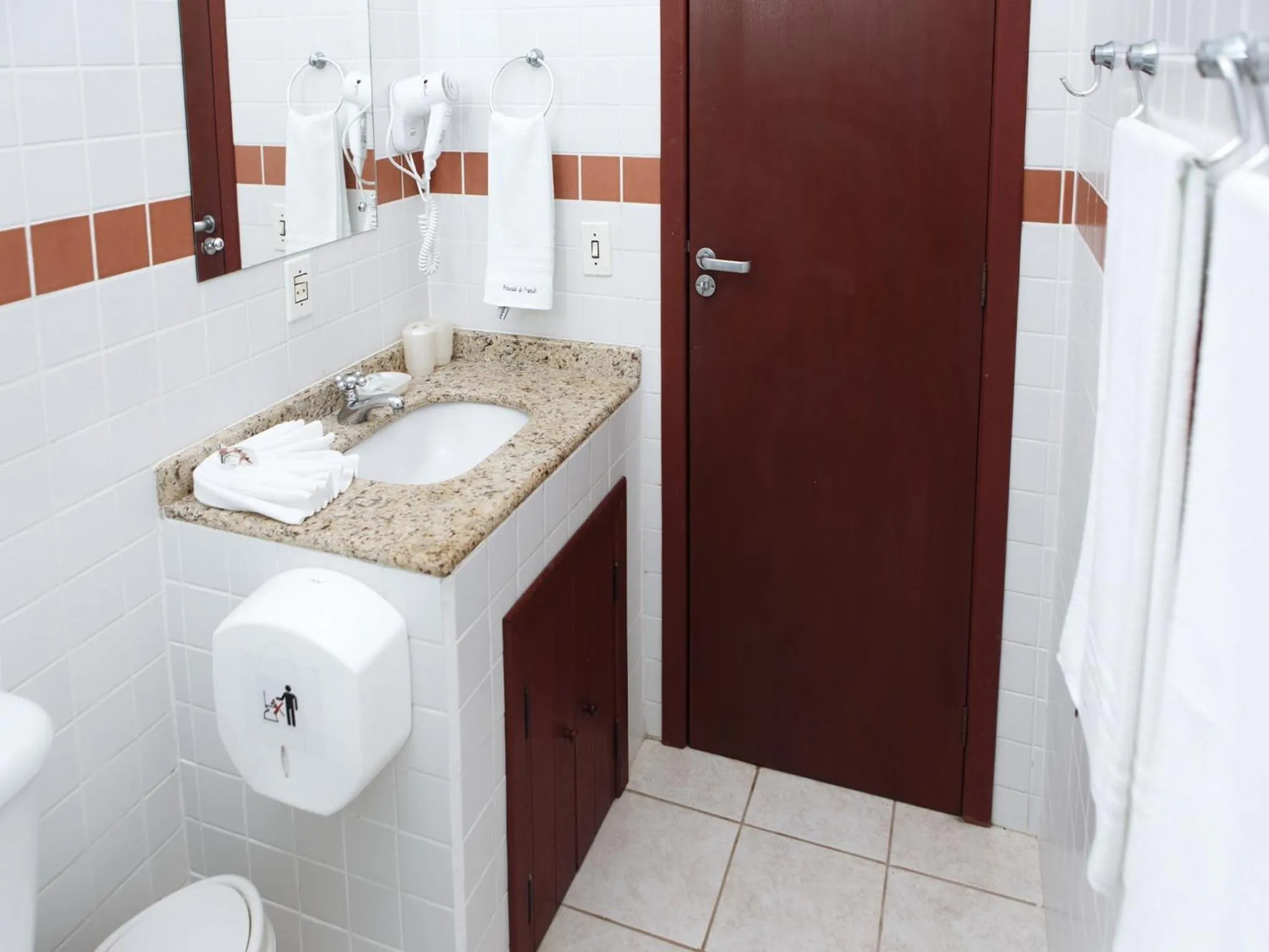 Bathroom in Pousada do Francês