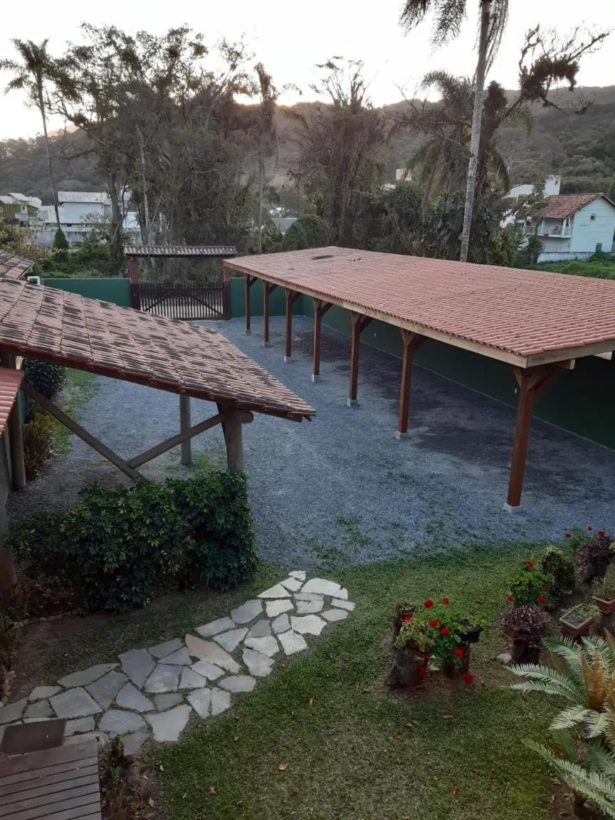Parking in Pousada do Francês
