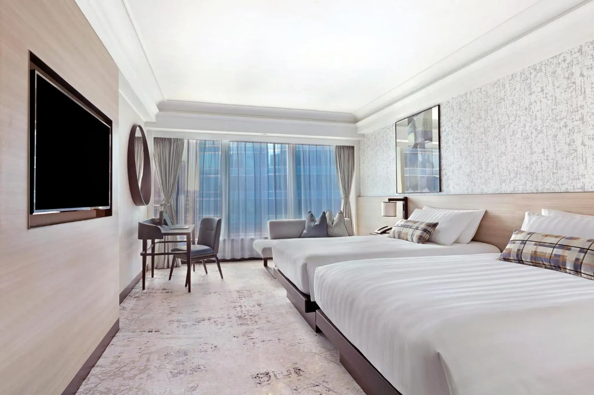 City view, Bed in Harbour Grand Kowloon City view, Bed in Harbour Grand Kowloon