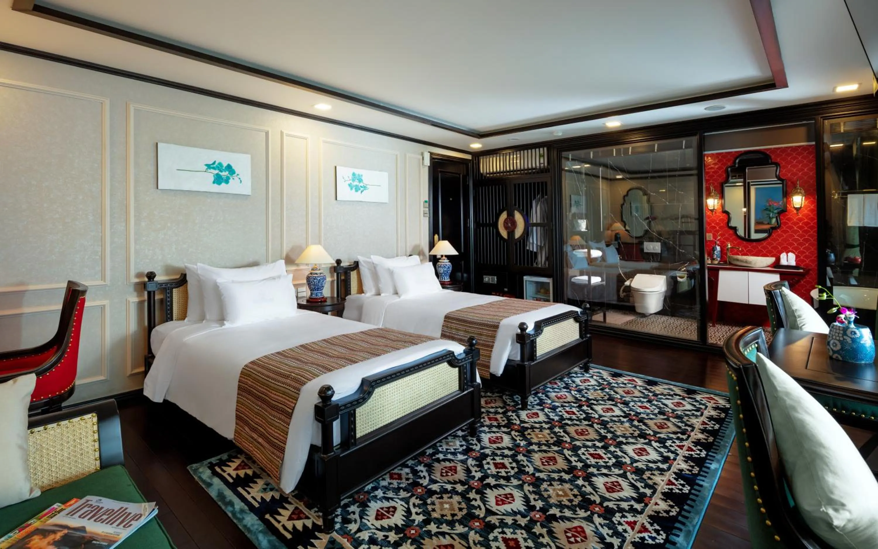 Photo of the whole room, Bed in Orchid Premium Cruise