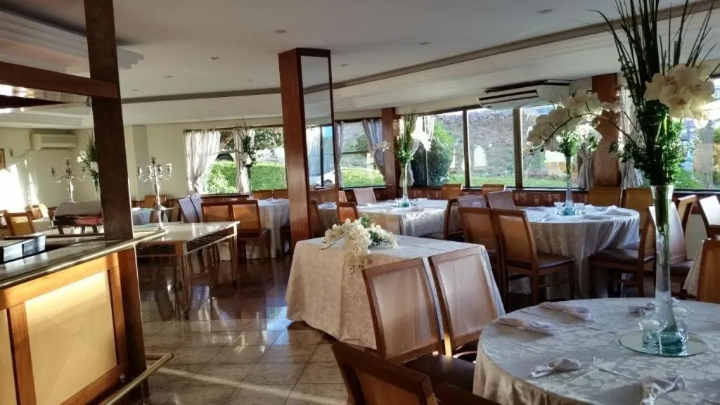 Restaurant/places to eat in Maitá Palace Hotel