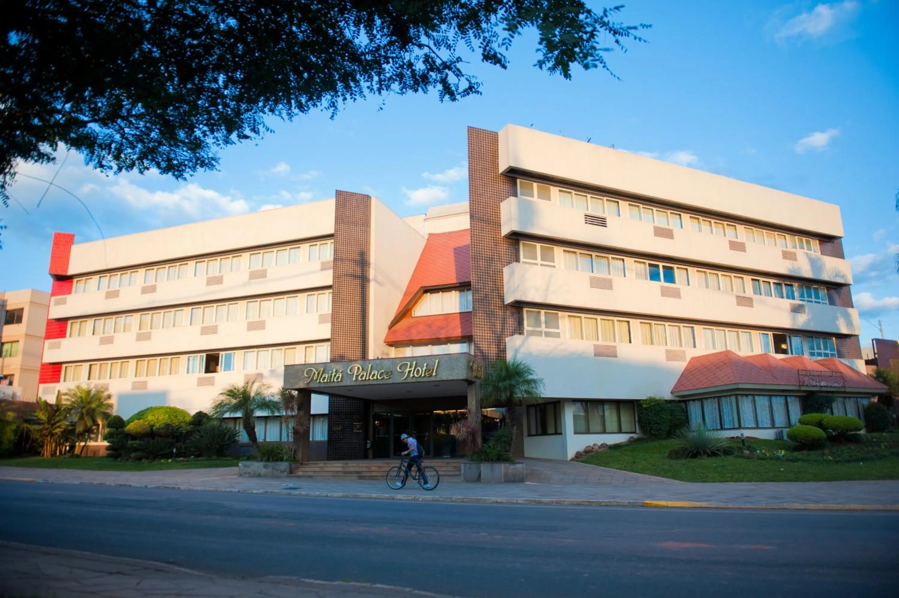 Property building in Maitá Palace Hotel
