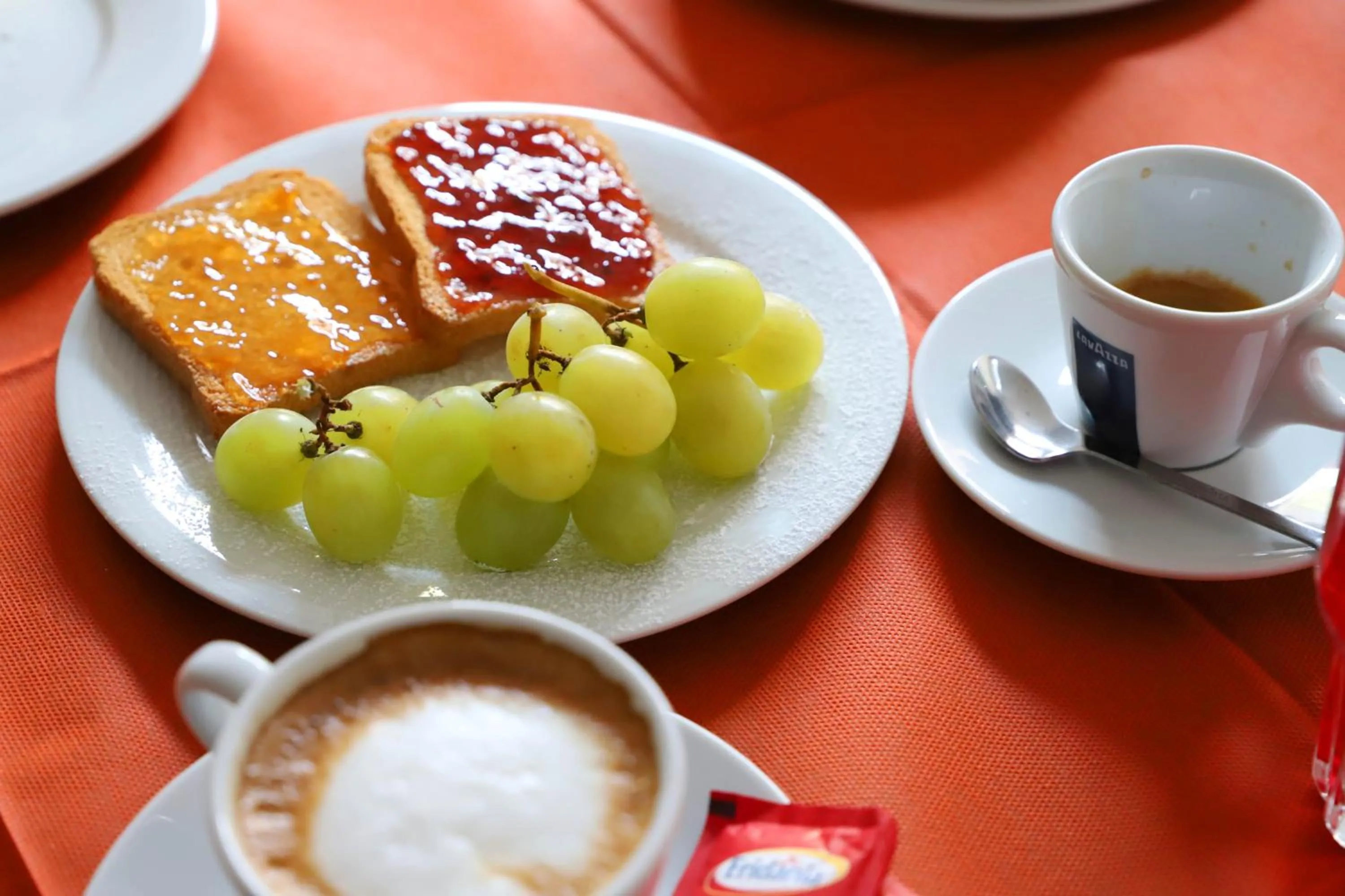 Breakfast in Albergo Cantiani